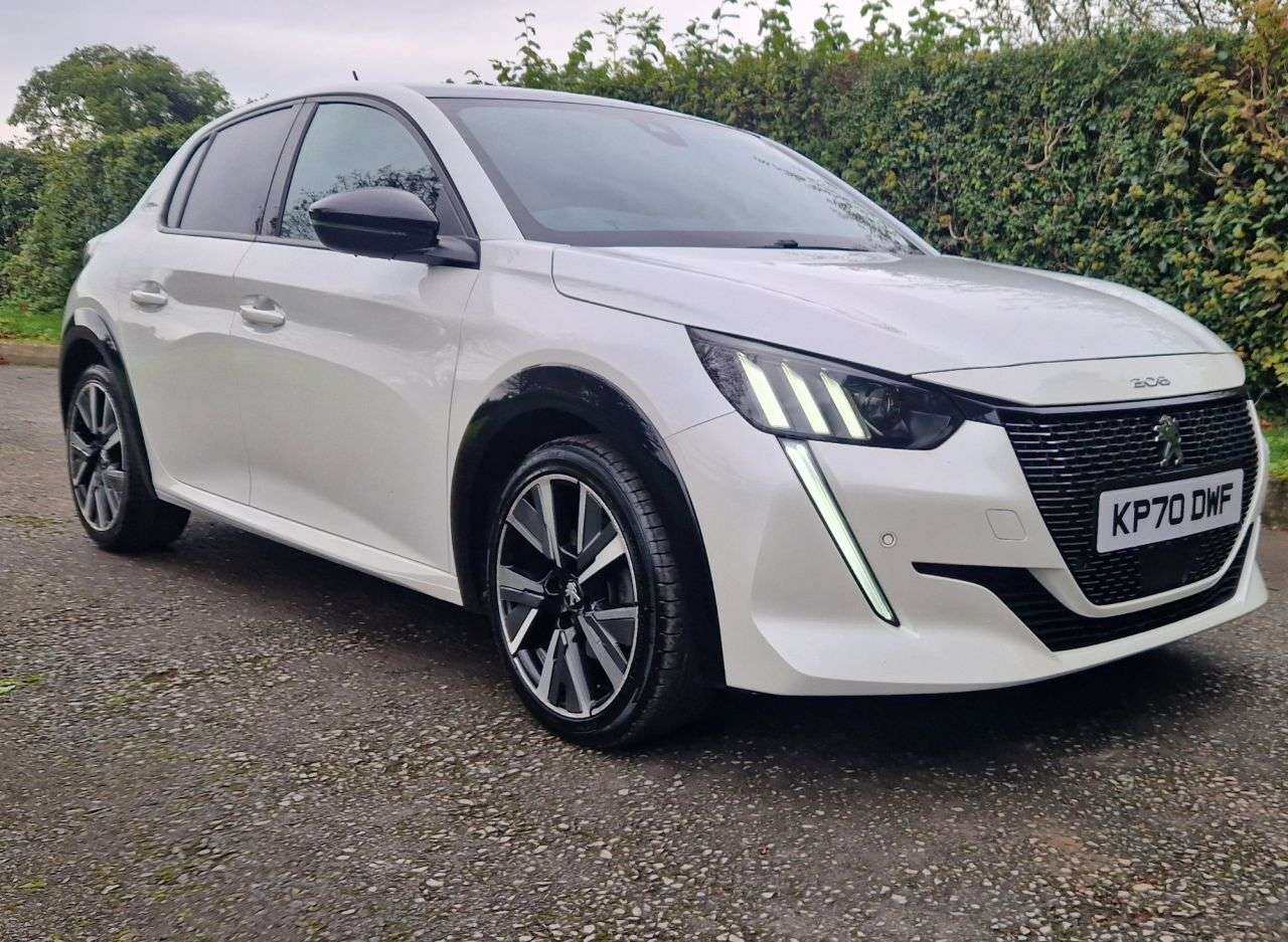 A 2020 PEUGEOT 208 1.2 PureTech GT Line Hatchback 5dr Petrol Manual Euro 6 (s/s) (100 ps) A 2020 PEUGEOT 208 1.2 PureTech GT Line Hatchback 5dr Petrol Manual Euro 6 (s/s) (100 ps)