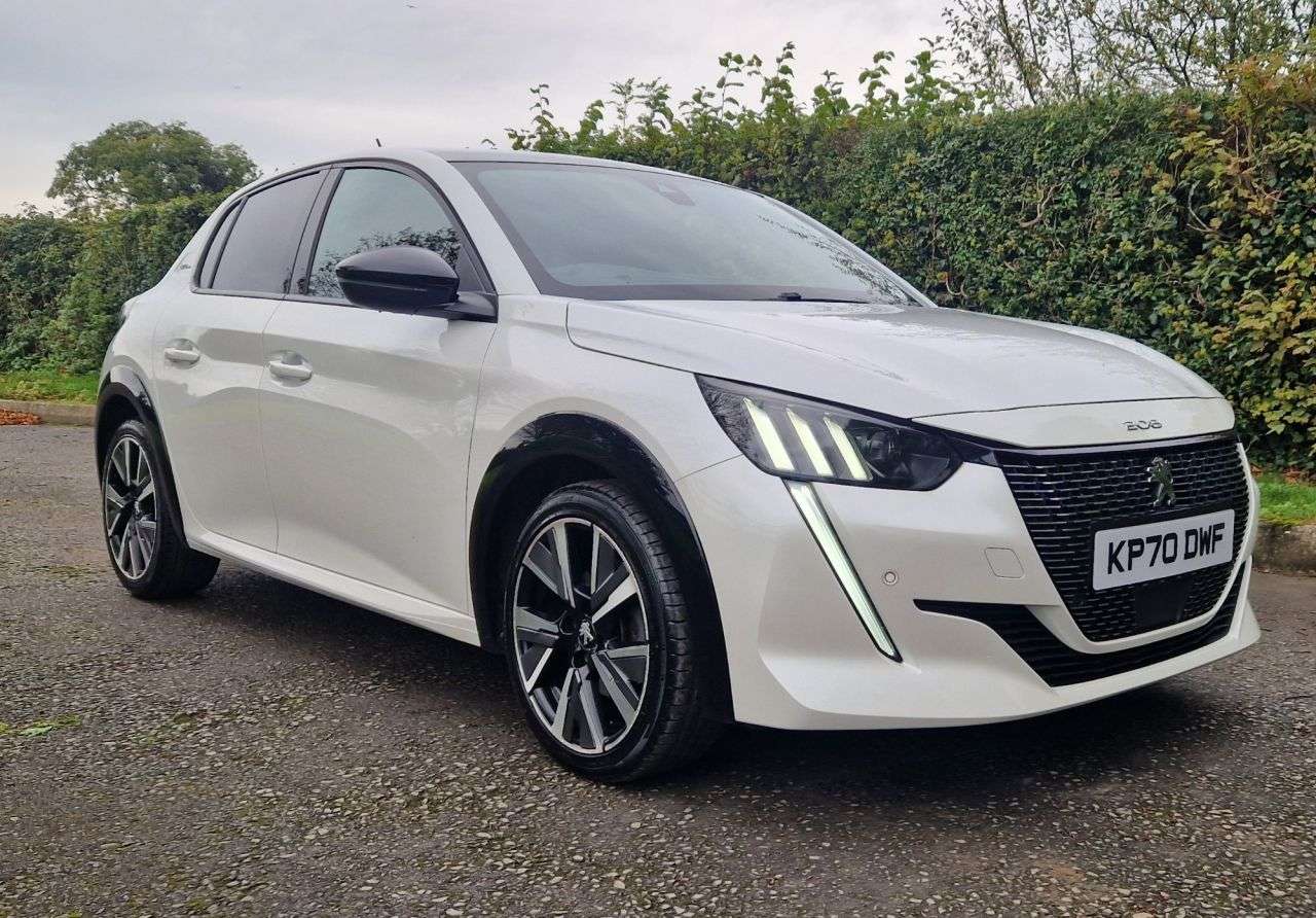 A 2020 PEUGEOT 208 1.2 PureTech GT Line Hatchback 5dr Petrol Manual Euro 6 (s/s) (100 ps) A 2020 PEUGEOT 208 1.2 PureTech GT Line Hatchback 5dr Petrol Manual Euro 6 (s/s) (100 ps)
