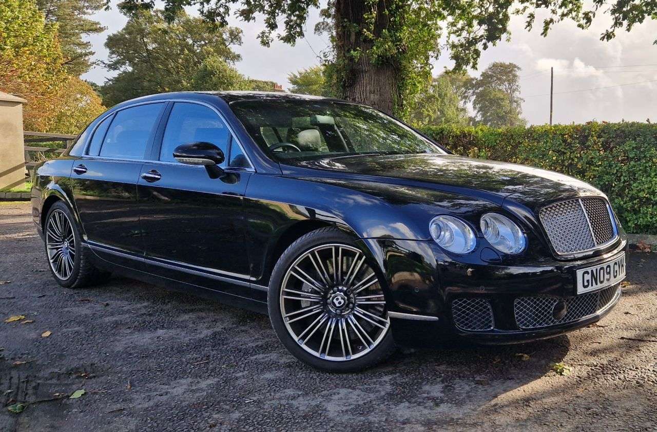 A 2009 BENTLEY CONTINENTAL 6.0 W12 Flying Spur Speed Saloon 4dr Petrol Auto 4WD Euro 4 (610 ps) A 2009 BENTLEY CONTINENTAL 6.0 W12 Flying Spur Speed Saloon 4dr Petrol Auto 4WD Euro 4 (610 ps)