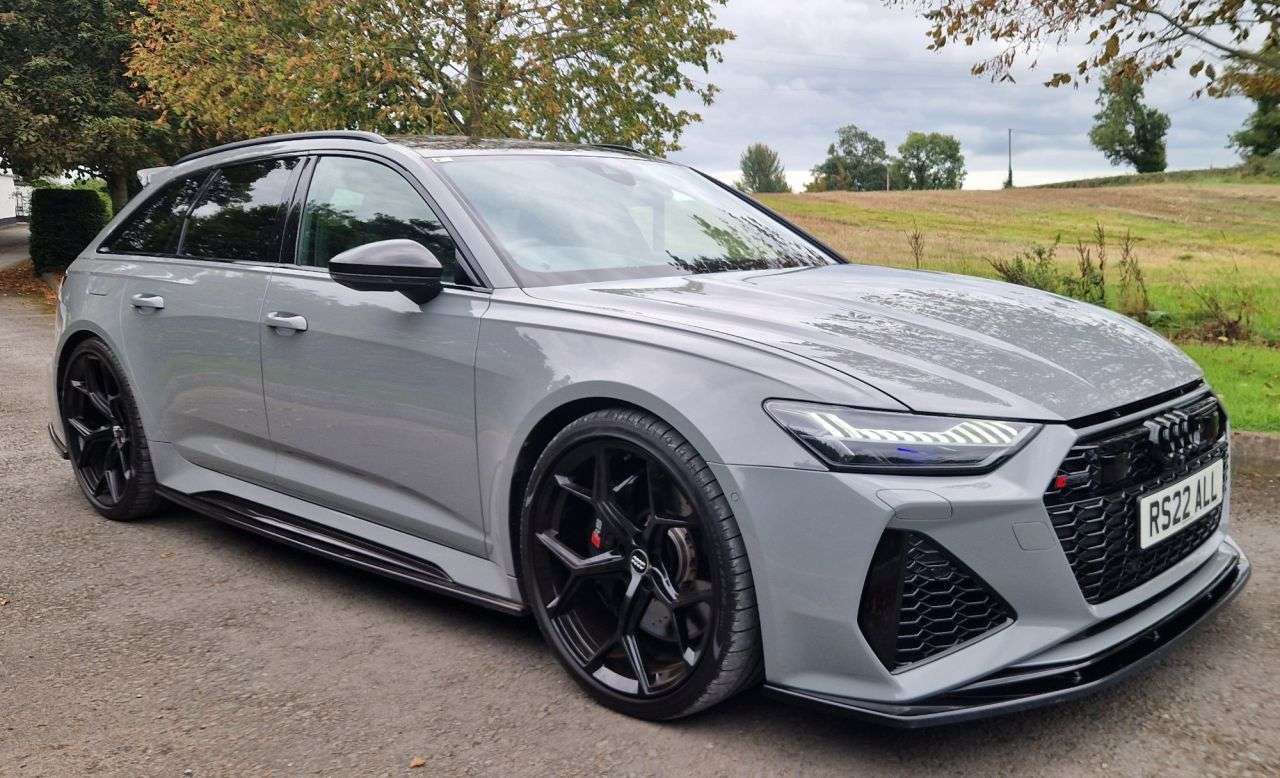 A 2022 AUDI RS6 AVANT 4.0 TFSI V8 Vorsprung Estate 5dr Petrol Tiptronic quattro Euro 6 (s/s) (600 A 2022 AUDI RS6 AVANT 4.0 TFSI V8 Vorsprung Estate 5dr Petrol Tiptronic quattro Euro 6 (s/s) (600