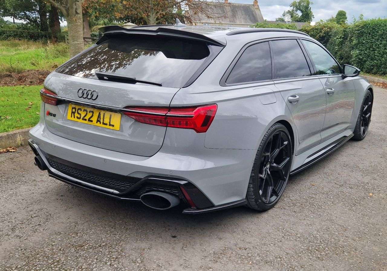 2022 AUDI RS6 AVANT 2022 AUDI RS6 AVANT