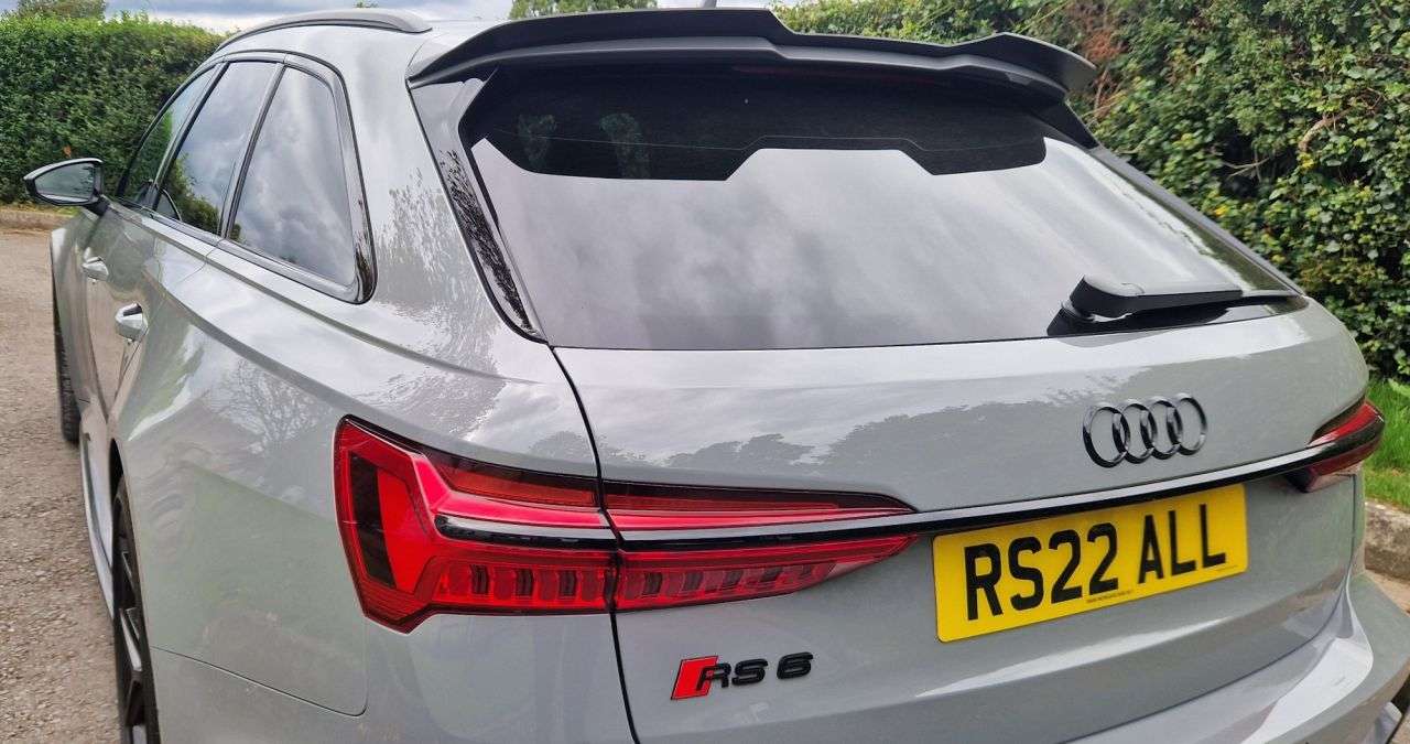2022 AUDI RS6 AVANT 2022 AUDI RS6 AVANT