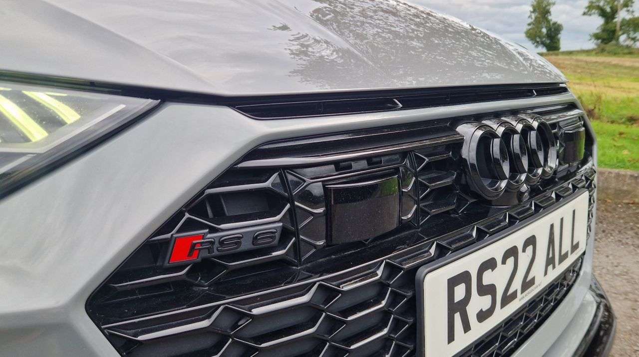 2022 AUDI RS6 AVANT 2022 AUDI RS6 AVANT
