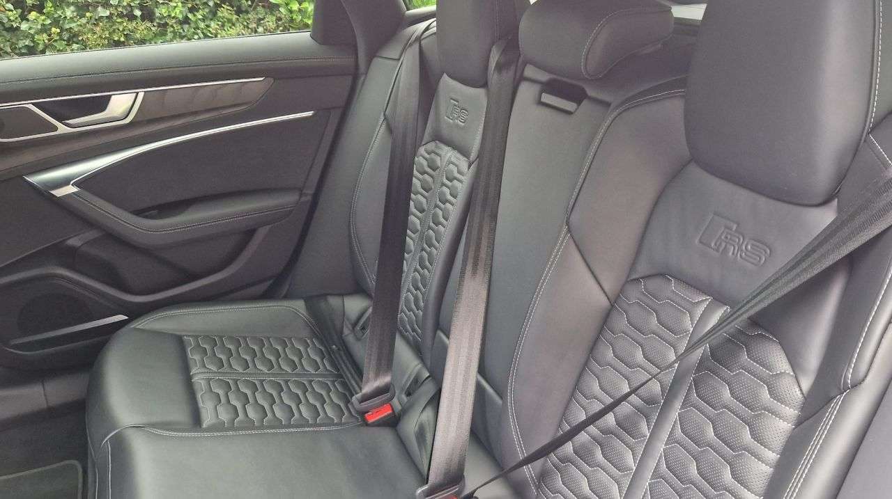 2022 AUDI RS6 AVANT 2022 AUDI RS6 AVANT