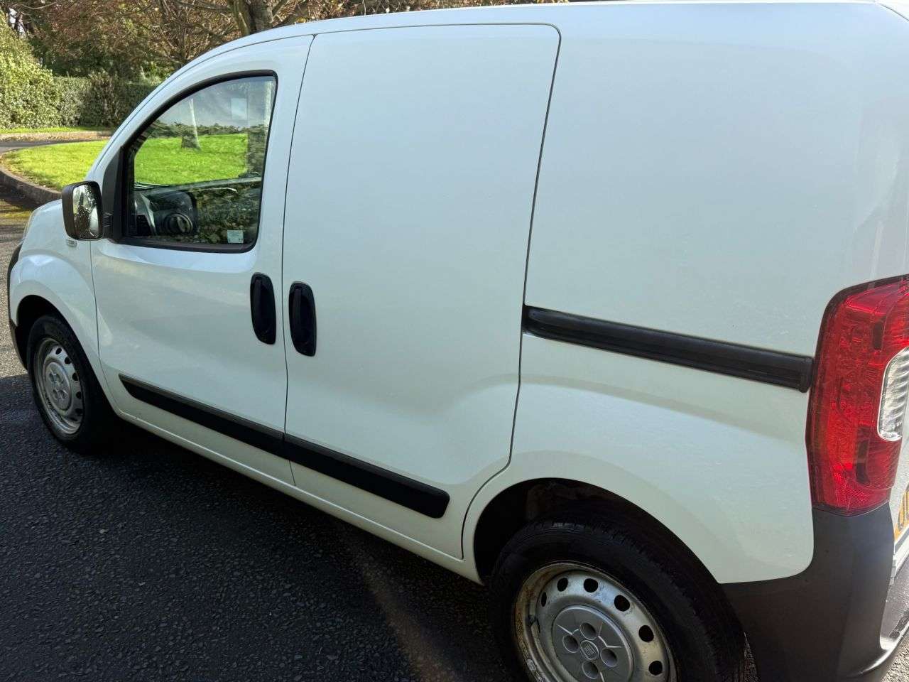 A 2019 FIAT FIORINO 1.3 MultiJetII SX Car Derived Van 5dr Diesel Manual Euro 6 (s/s) (SLD) (80 A 2019 FIAT FIORINO 1.3 MultiJetII SX Car Derived Van 5dr Diesel Manual Euro 6 (s/s) (SLD) (80