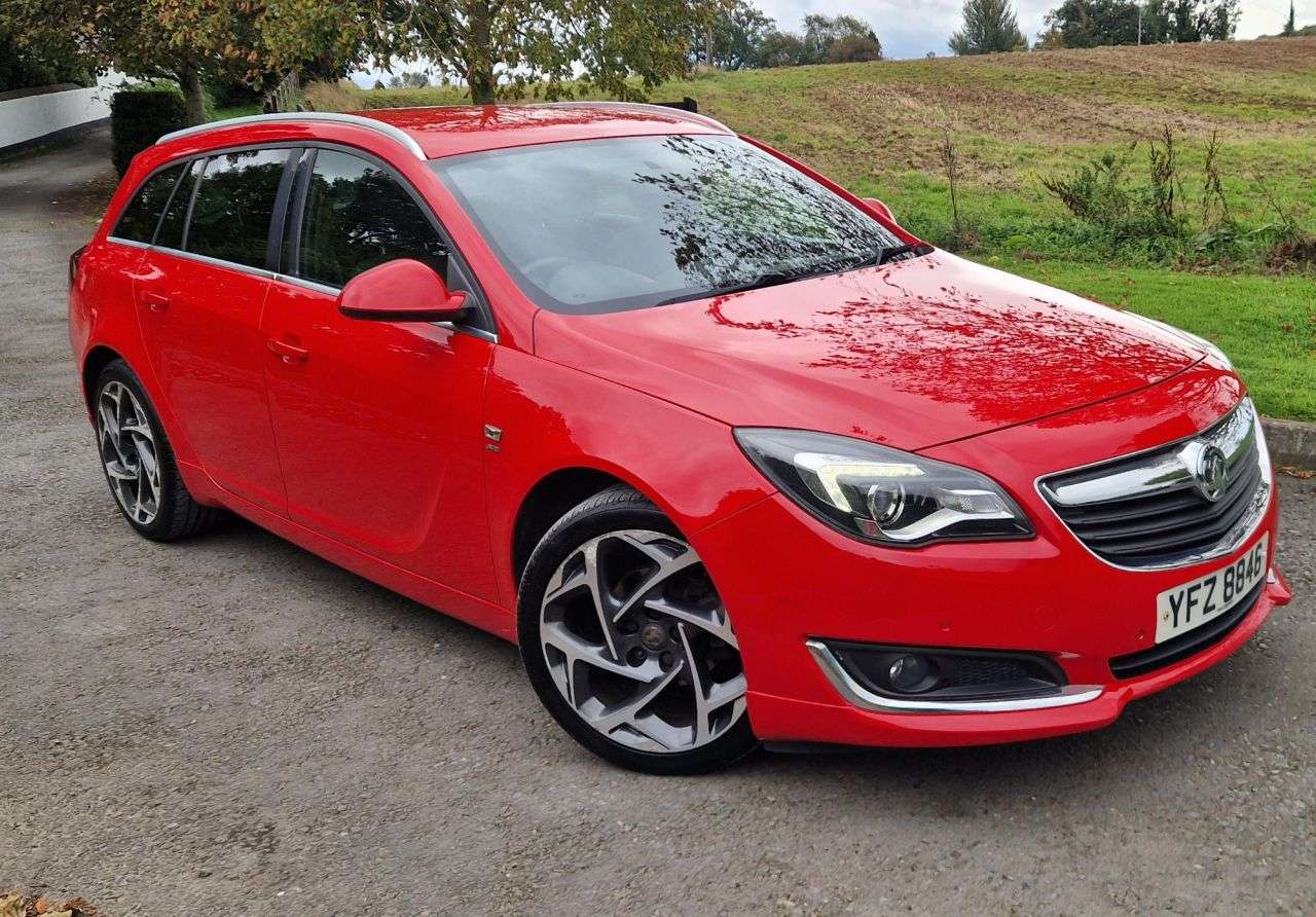 A 2015 VAUXHALL INSIGNIA 1.6 CDTi SRi VX Line Nav Sports Tourer 5dr Diesel Manual Euro 6 (s/s) (136 A 2015 VAUXHALL INSIGNIA 1.6 CDTi SRi VX Line Nav Sports Tourer 5dr Diesel Manual Euro 6 (s/s) (136