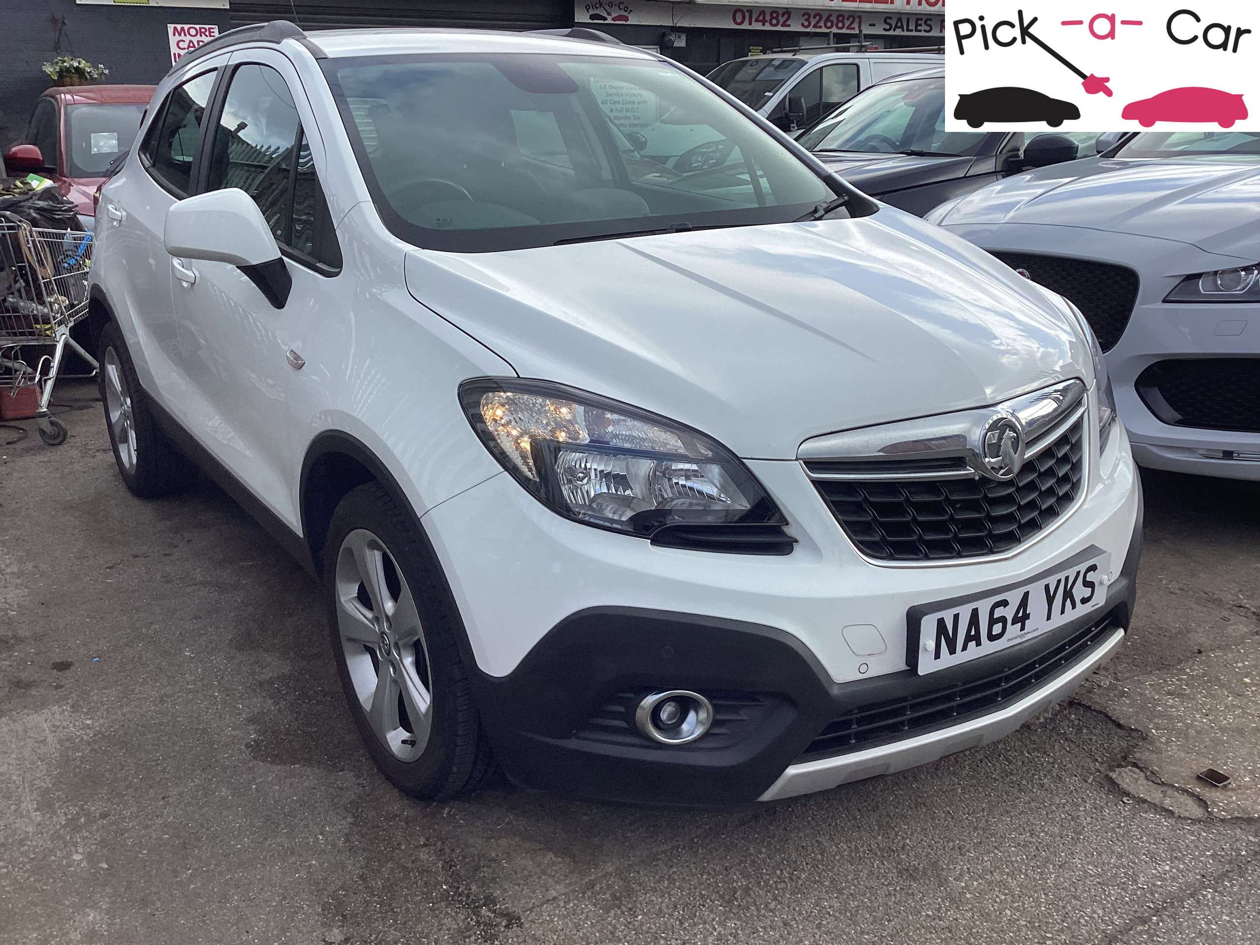 A 2014 VAUXHALL MOKKA 1.6 Tech Line SUV 5dr Petrol Manual 2WD Euro 5 (s/s) (115 ps) A 2014 VAUXHALL MOKKA 1.6 Tech Line SUV 5dr Petrol Manual 2WD Euro 5 (s/s) (115 ps)