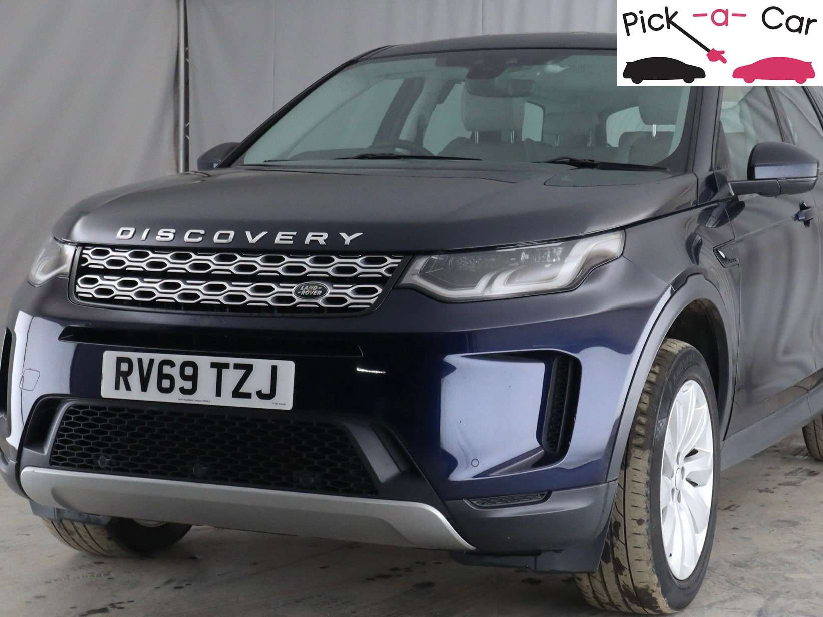 A 2019 LAND ROVER DISCOVERY SPORT 2.0 D180 MHEV SE SUV 5dr Diesel Auto 4WD Euro 6 (s/s) (180 ps) A 2019 LAND ROVER DISCOVERY SPORT 2.0 D180 MHEV SE SUV 5dr Diesel Auto 4WD Euro 6 (s/s) (180 ps)
