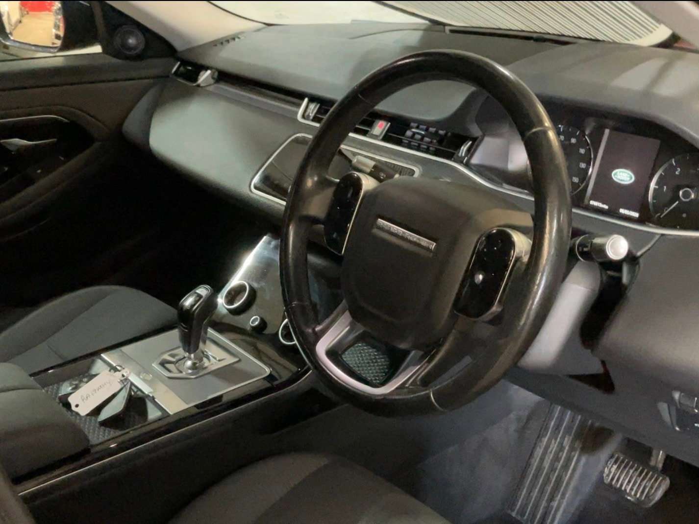 2019 LAND ROVER RANGE ROVER EVOQUE 2019 LAND ROVER RANGE ROVER EVOQUE