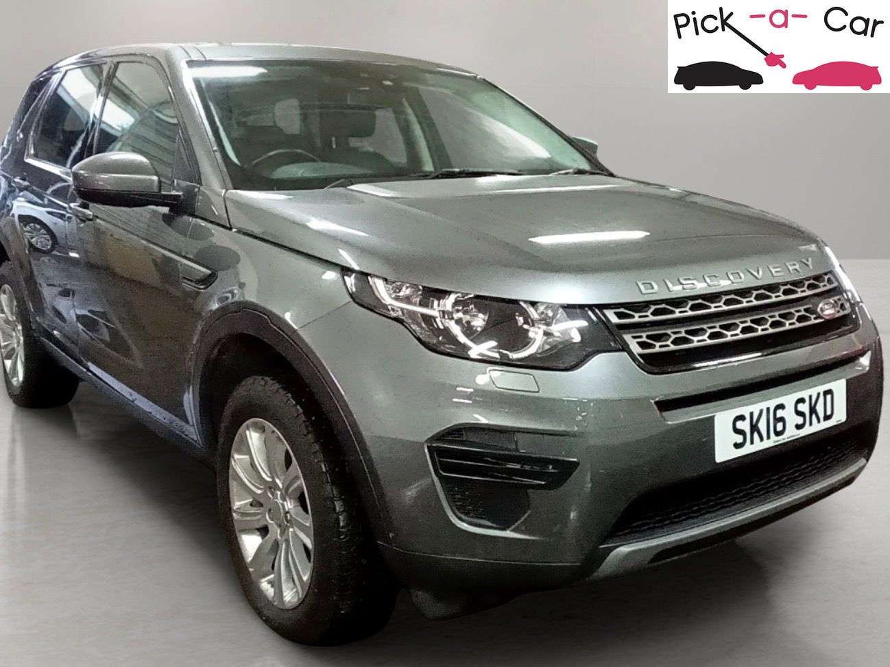 A 2016 LAND ROVER DISCOVERY SPORT 2.0 TD4 SE SUV 5dr Diesel Manual 4WD Euro 6 (s/s) (180 ps) A 2016 LAND ROVER DISCOVERY SPORT 2.0 TD4 SE SUV 5dr Diesel Manual 4WD Euro 6 (s/s) (180 ps)