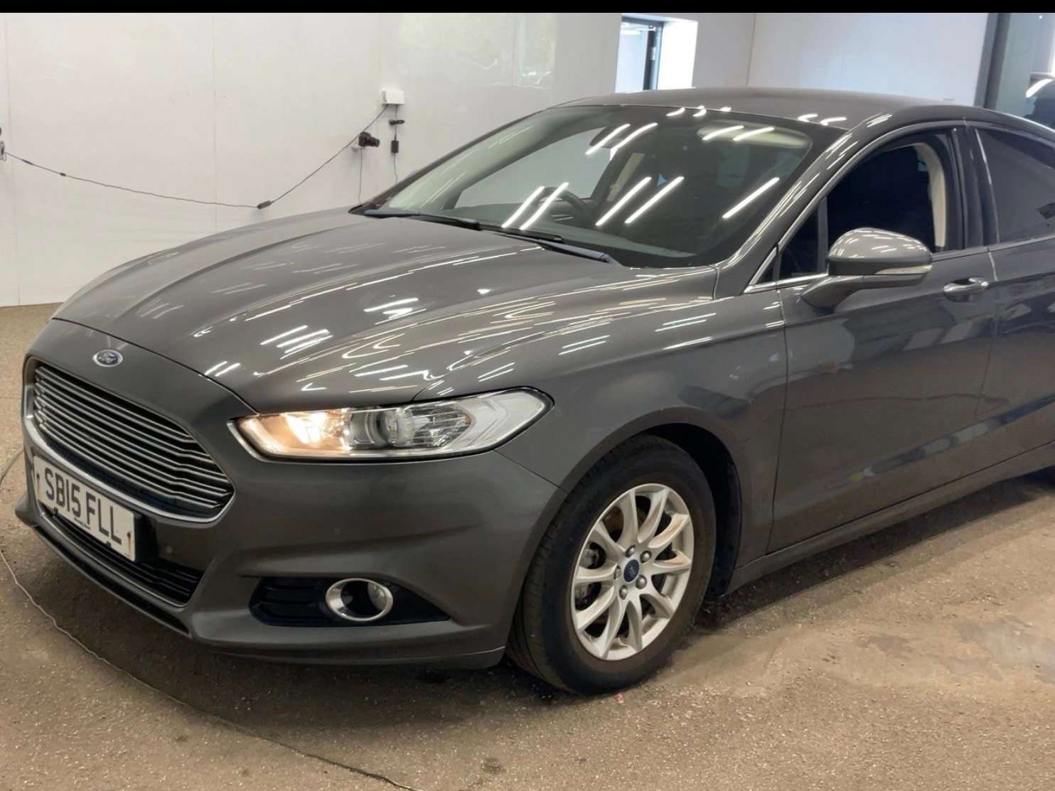 A 2015 FORD MONDEO 1.6 TDCi ECOnetic Titanium Hatchback 5dr Diesel Manual Euro 5 (s/s) (115 ps) A 2015 FORD MONDEO 1.6 TDCi ECOnetic Titanium Hatchback 5dr Diesel Manual Euro 5 (s/s) (115 ps)