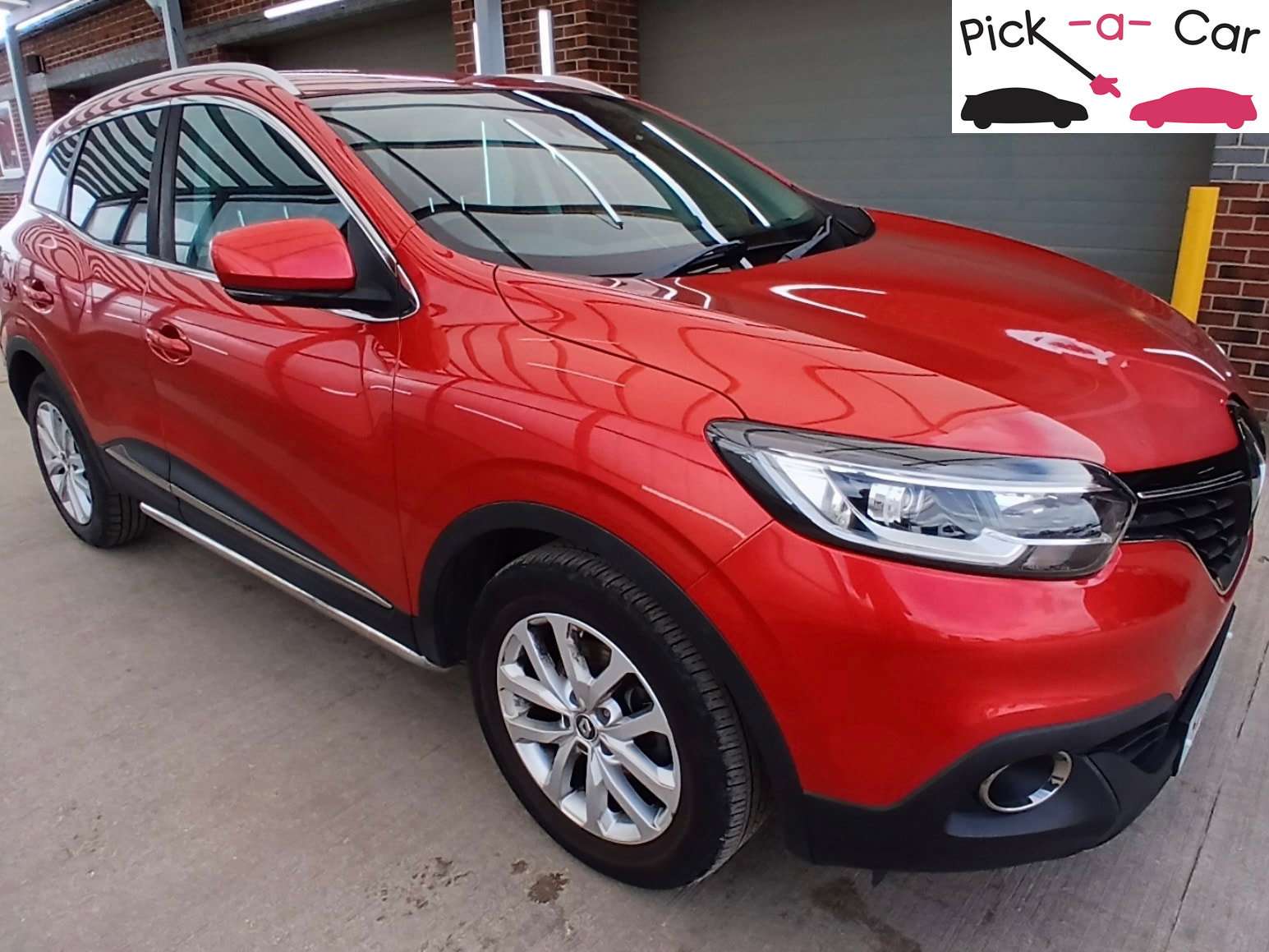 A 2017 RENAULT KADJAR 1.5 dCi Dynamique Nav SUV 5dr Diesel Manual Euro 6 (s/s) (110 ps) A 2017 RENAULT KADJAR 1.5 dCi Dynamique Nav SUV 5dr Diesel Manual Euro 6 (s/s) (110 ps)