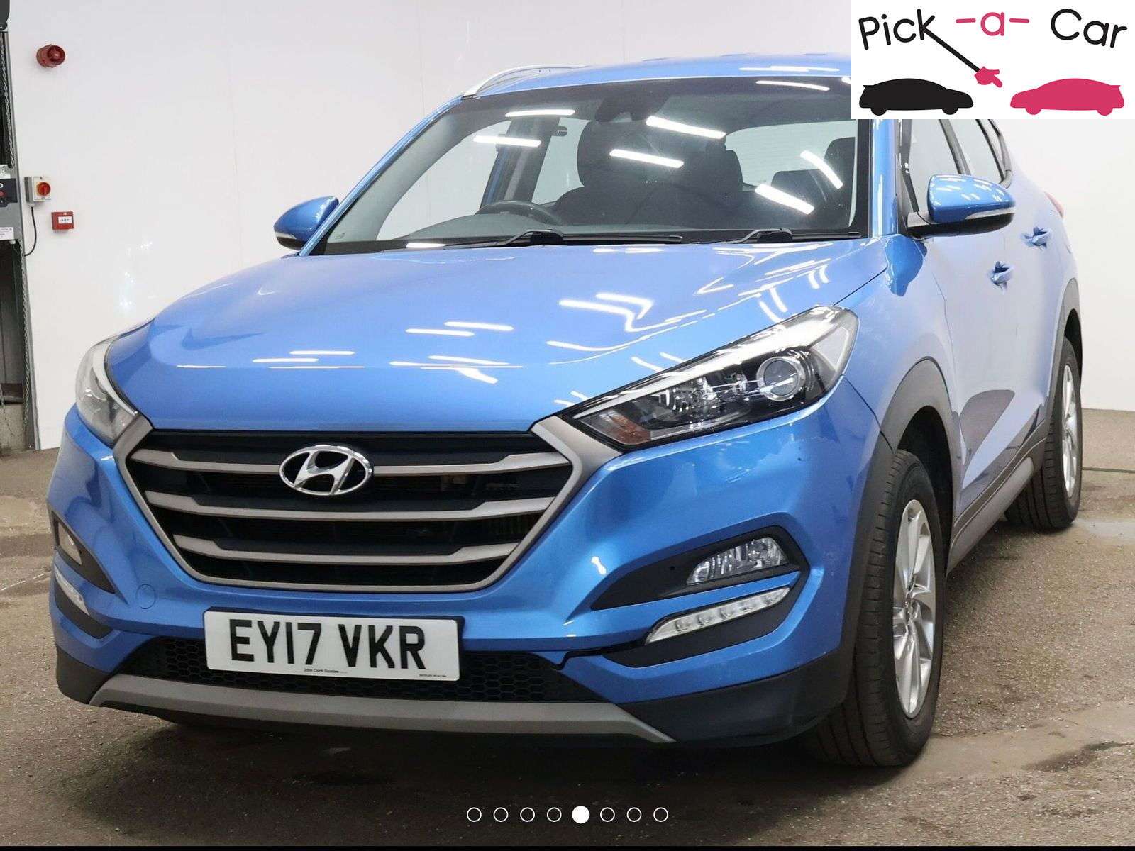 A 2017 HYUNDAI TUCSON 1.7 CRDi Blue Drive SE Nav SUV 5dr Diesel Manual Euro 6 (s/s) (116 ps) A 2017 HYUNDAI TUCSON 1.7 CRDi Blue Drive SE Nav SUV 5dr Diesel Manual Euro 6 (s/s) (116 ps)