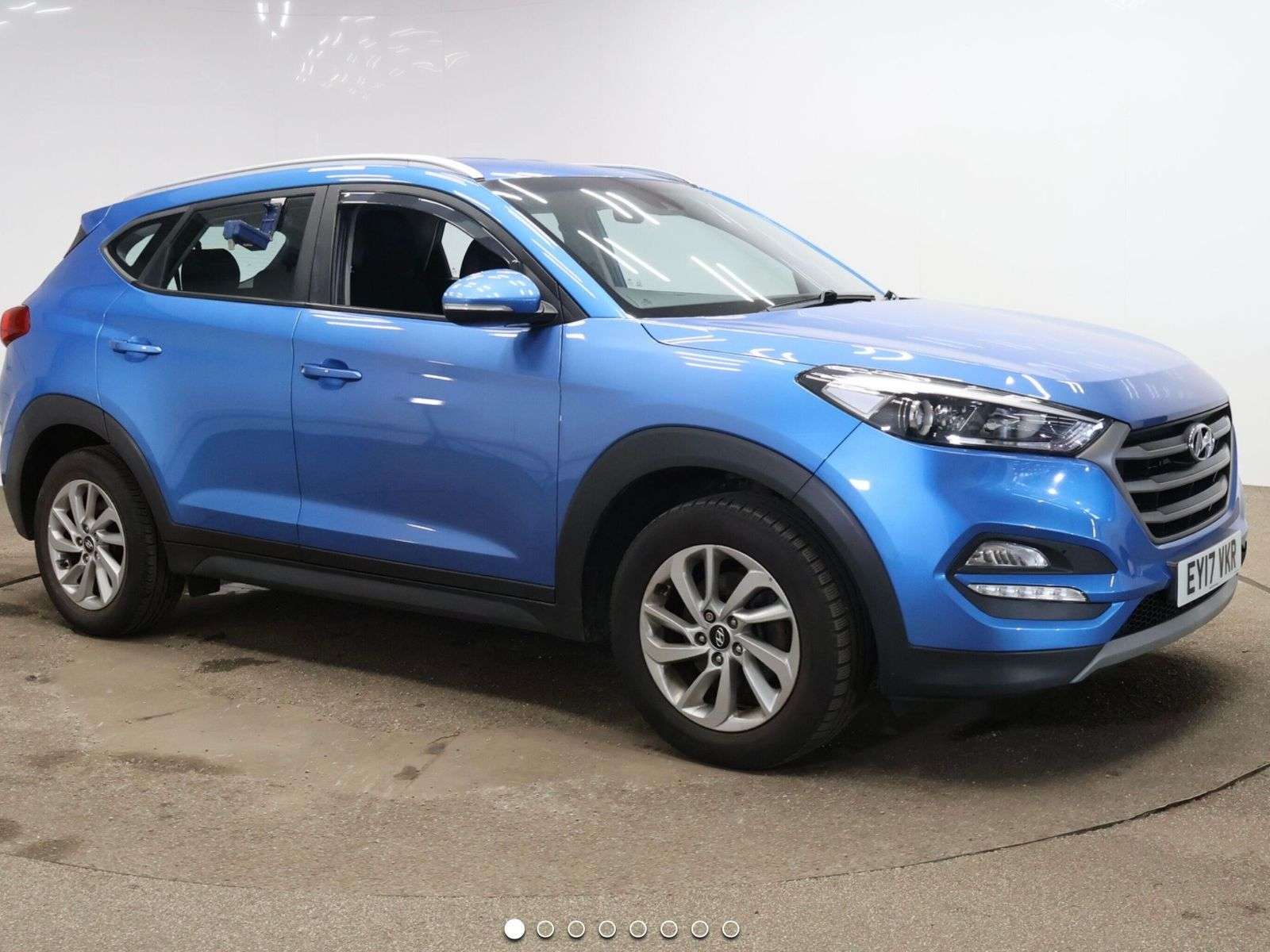 A 2017 HYUNDAI TUCSON 1.7 CRDi Blue Drive SE Nav SUV 5dr Diesel Manual Euro 6 (s/s) (116 ps) A 2017 HYUNDAI TUCSON 1.7 CRDi Blue Drive SE Nav SUV 5dr Diesel Manual Euro 6 (s/s) (116 ps)