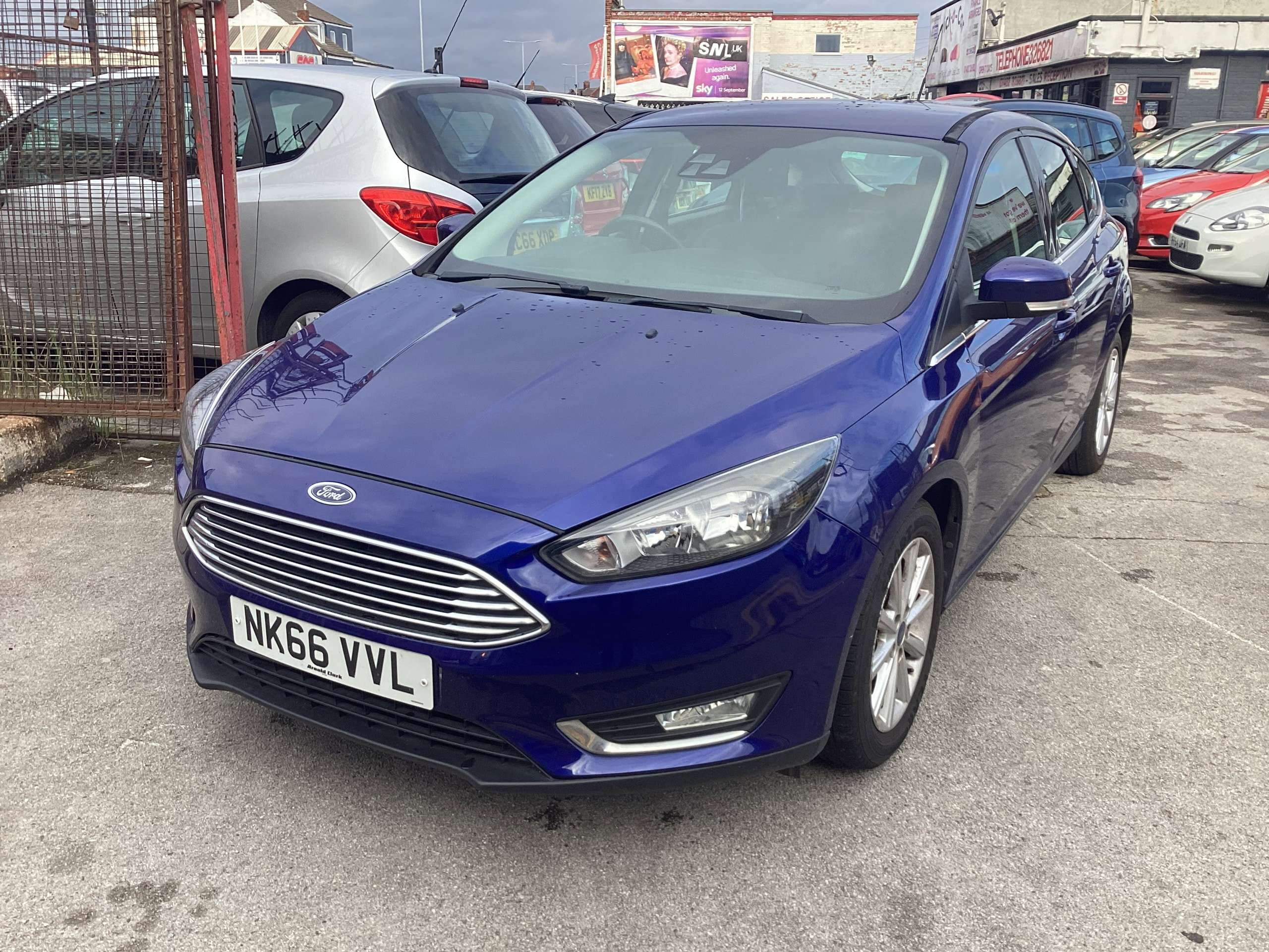 A 2016 FORD FOCUS 1.5 TDCi Titanium Hatchback 5dr Diesel Manual Euro 6 (s/s) (120 ps) A 2016 FORD FOCUS 1.5 TDCi Titanium Hatchback 5dr Diesel Manual Euro 6 (s/s) (120 ps)