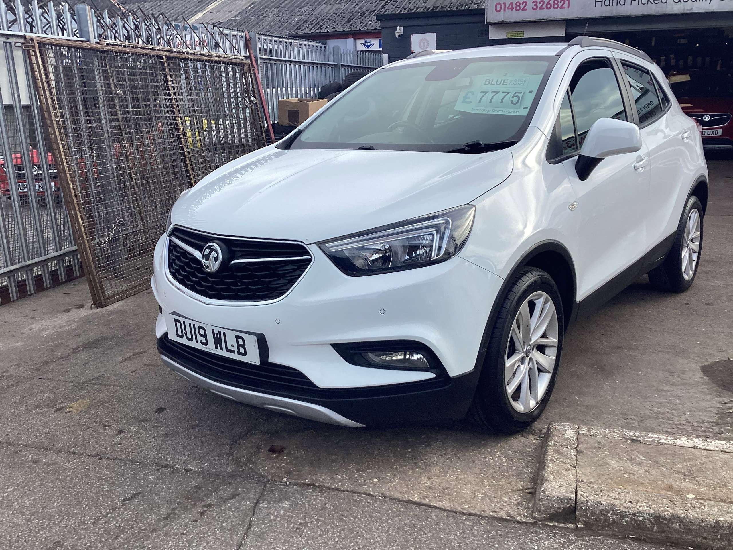 A 2019 VAUXHALL MOKKA X 1.4i Turbo ecoTEC Design Nav SUV 5dr Petrol Manual Euro 6 (s/s) (140 ps) A 2019 VAUXHALL MOKKA X 1.4i Turbo ecoTEC Design Nav SUV 5dr Petrol Manual Euro 6 (s/s) (140 ps)