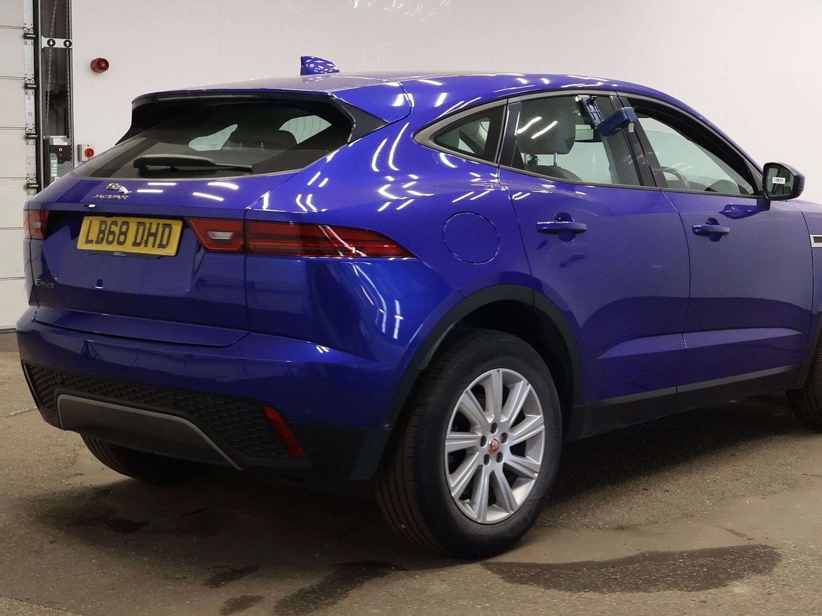 A 2018 JAGUAR E-PACE 2.0 D150 S SUV 5dr Diesel Manual Euro 6 (s/s) (150 ps) A 2018 JAGUAR E-PACE 2.0 D150 S SUV 5dr Diesel Manual Euro 6 (s/s) (150 ps)