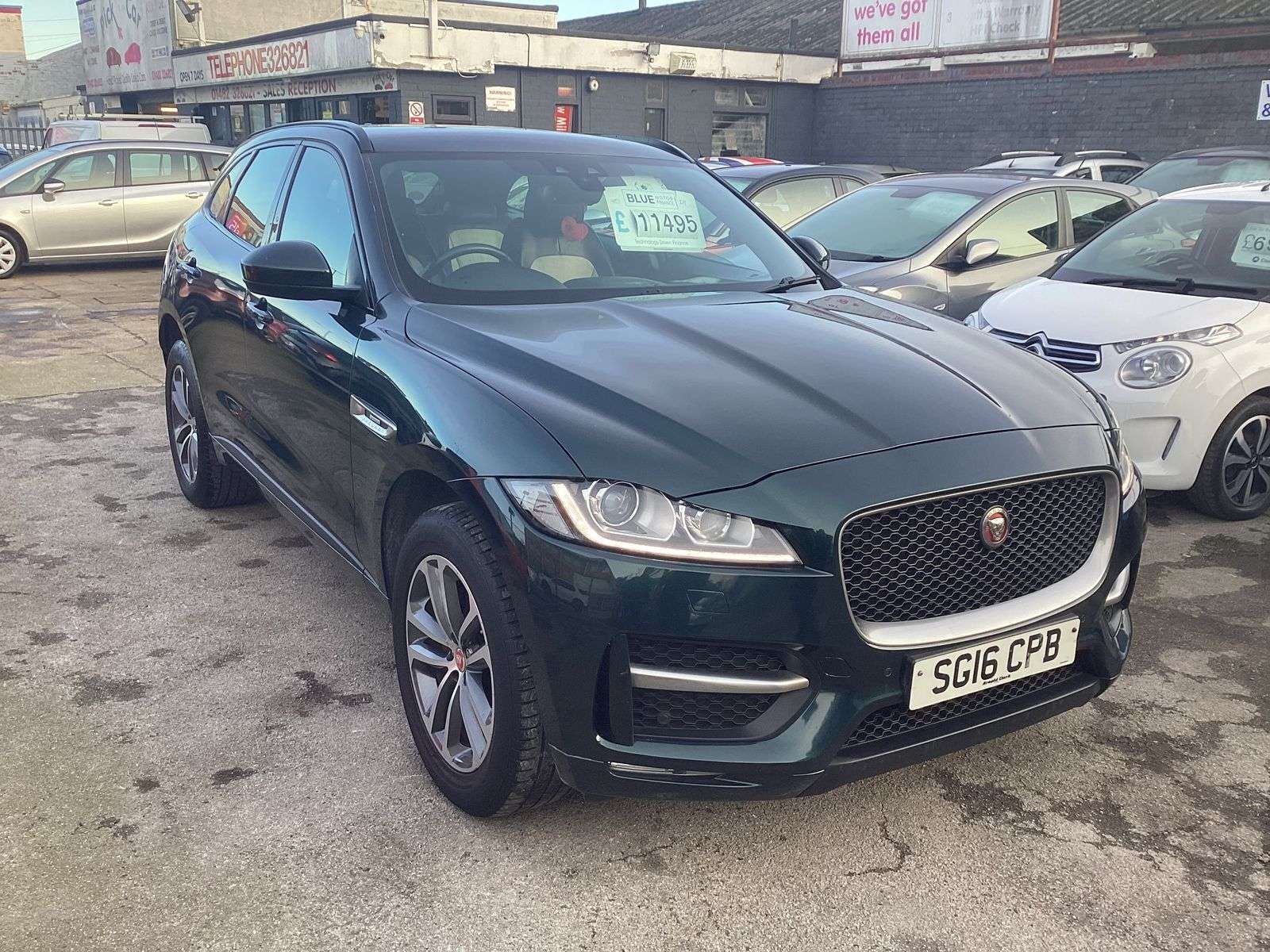 A 2016 JAGUAR F-PACE 2.0 D180 R-Sport SUV 5dr Diesel Auto AWD Euro 6 (s/s) (180 ps) A 2016 JAGUAR F-PACE 2.0 D180 R-Sport SUV 5dr Diesel Auto AWD Euro 6 (s/s) (180 ps)