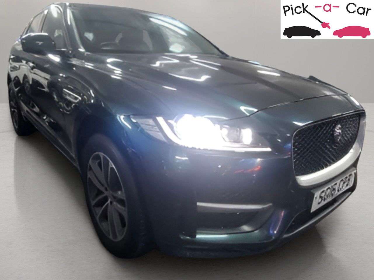 A 2016 JAGUAR F-PACE 2.0 D180 R-Sport SUV 5dr Diesel Auto AWD Euro 6 (s/s) (180 ps) A 2016 JAGUAR F-PACE 2.0 D180 R-Sport SUV 5dr Diesel Auto AWD Euro 6 (s/s) (180 ps)