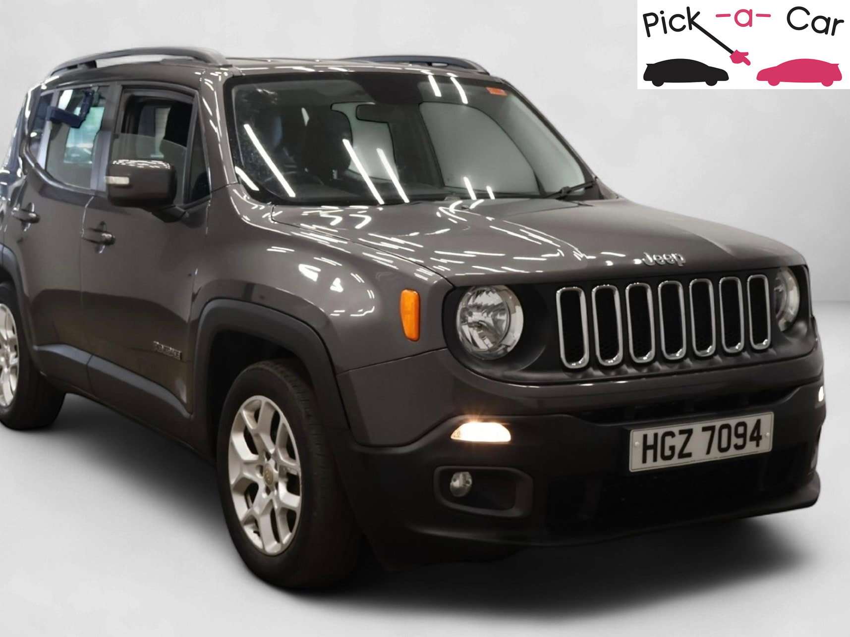 A 2017 JEEP RENEGADE 1.4T MultiAirII Longitude SUV 5dr Petrol DDCT Euro 6 (s/s) (140 ps) A 2017 JEEP RENEGADE 1.4T MultiAirII Longitude SUV 5dr Petrol DDCT Euro 6 (s/s) (140 ps)