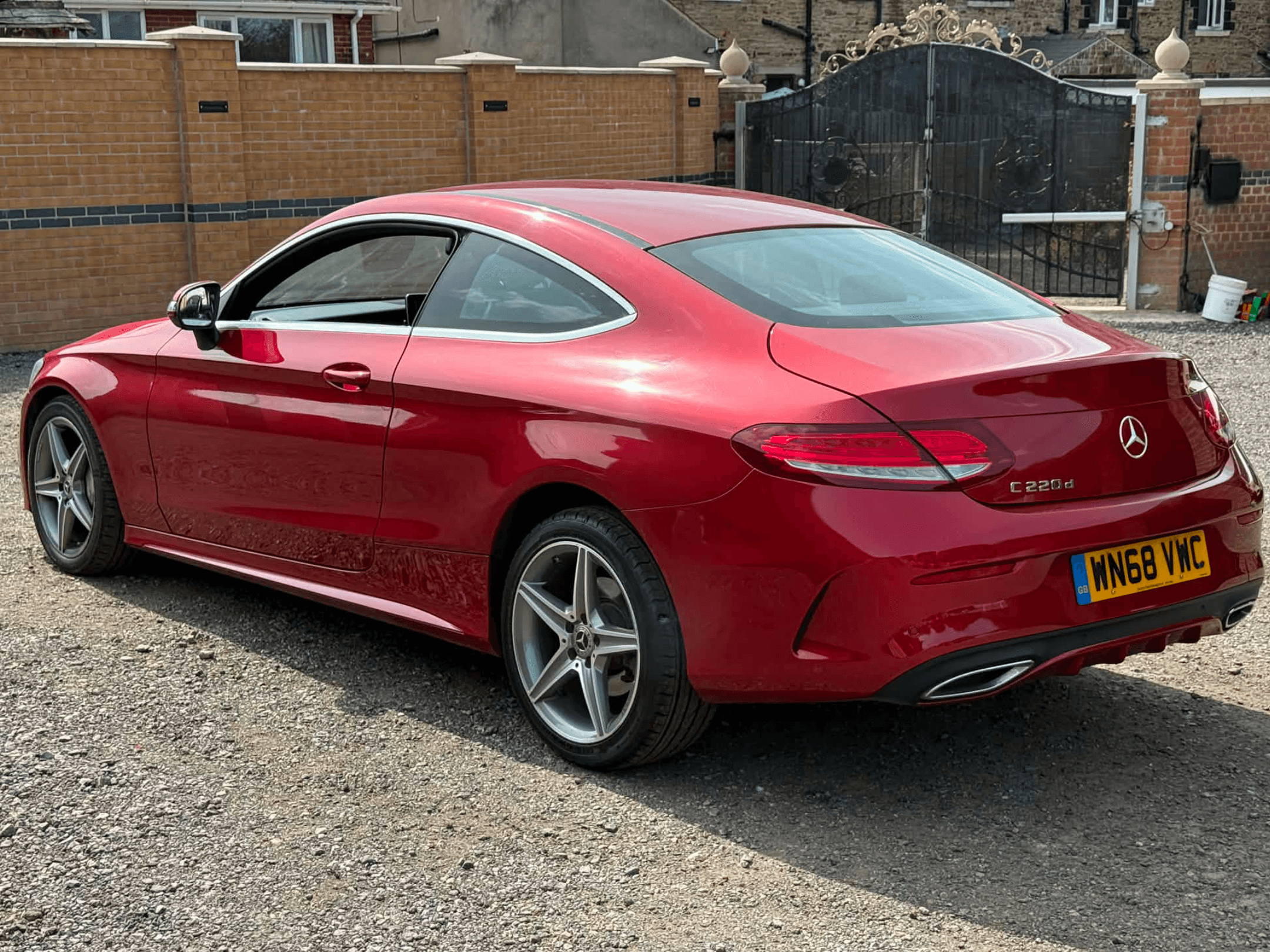 A 2018 MERCEDES-BENZ C CLASS 2.1 C220d AMG Line Coupe 2dr Diesel G-Tronic+ Euro 6 (s/s) (170 ps) A 2018 MERCEDES-BENZ C CLASS 2.1 C220d AMG Line Coupe 2dr Diesel G-Tronic+ Euro 6 (s/s) (170 ps)