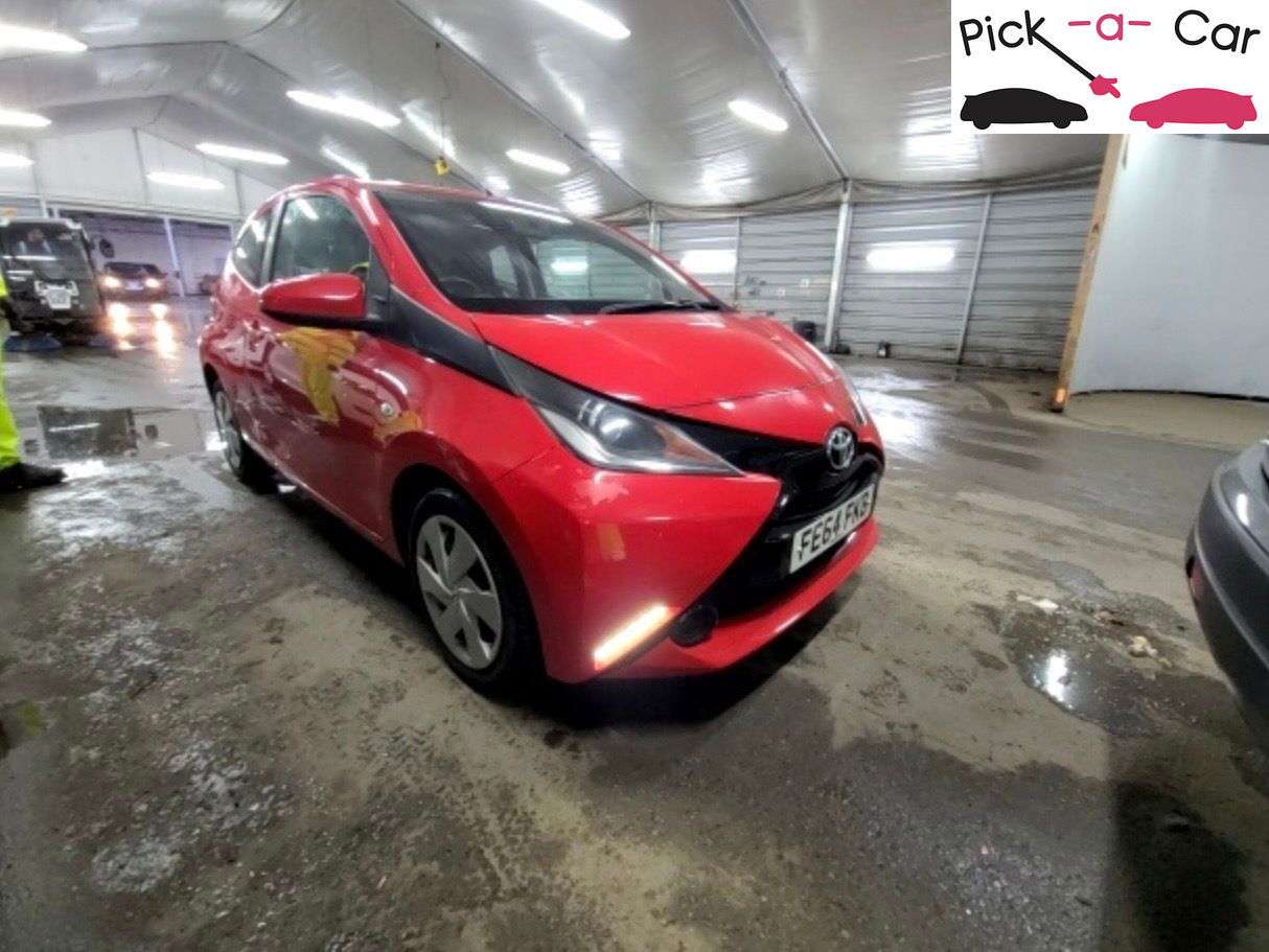 A 2014 TOYOTA AYGO 1.0 VVT-i x-play Hatchback 3dr Petrol Manual Euro 5 Euro 5 (68 ps) A 2014 TOYOTA AYGO 1.0 VVT-i x-play Hatchback 3dr Petrol Manual Euro 5 Euro 5 (68 ps)