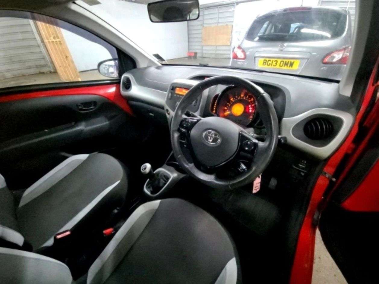2014 TOYOTA AYGO 2014 TOYOTA AYGO