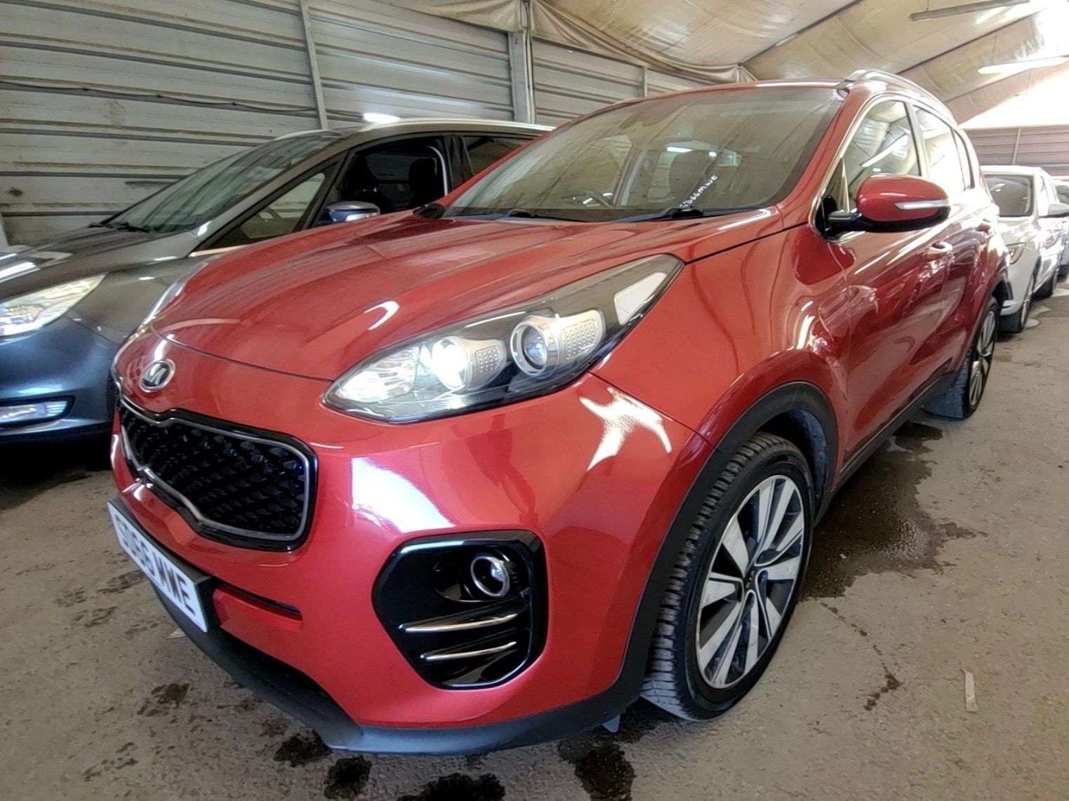 A 2016 KIA SPORTAGE 1.7 CRDi 3 SUV 5dr Diesel Manual Euro 6 (s/s) (114 bhp) A 2016 KIA SPORTAGE 1.7 CRDi 3 SUV 5dr Diesel Manual Euro 6 (s/s) (114 bhp)