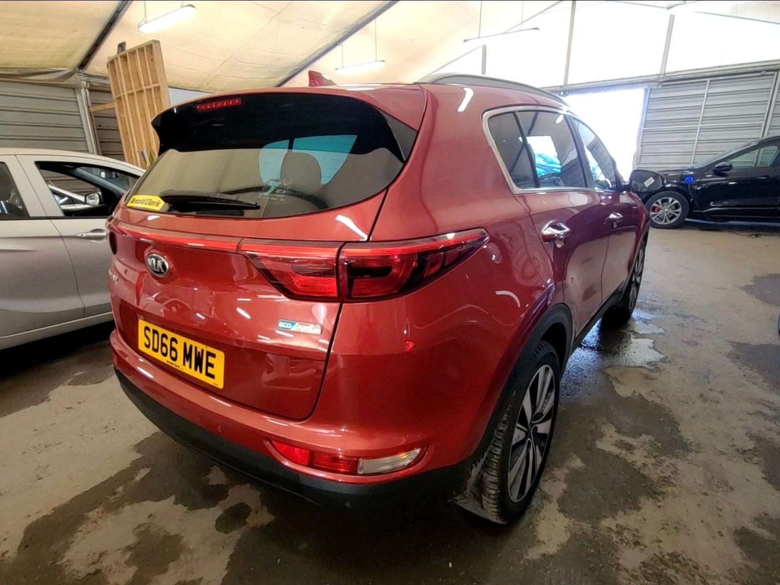 A 2016 KIA SPORTAGE 1.7 CRDi 3 SUV 5dr Diesel Manual Euro 6 (s/s) (114 bhp) A 2016 KIA SPORTAGE 1.7 CRDi 3 SUV 5dr Diesel Manual Euro 6 (s/s) (114 bhp)