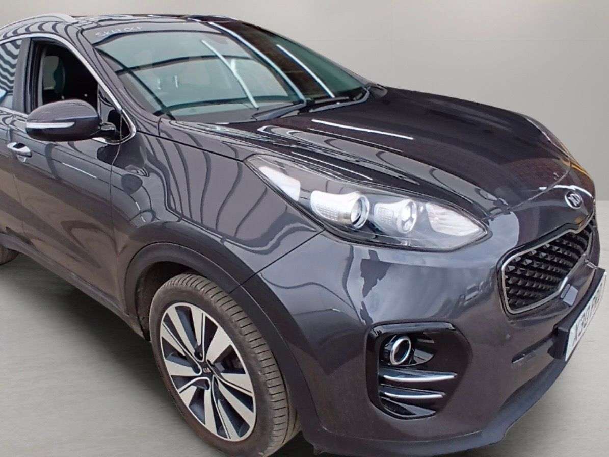 A 2017 KIA SPORTAGE 1.7 CRDi 3 SUV 5dr Diesel Manual Euro 6 (s/s) (114 bhp) A 2017 KIA SPORTAGE 1.7 CRDi 3 SUV 5dr Diesel Manual Euro 6 (s/s) (114 bhp)
