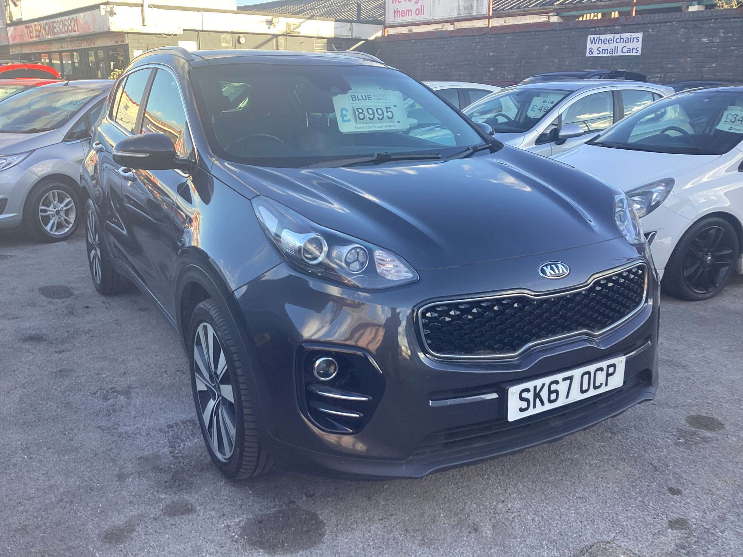 A 2017 KIA SPORTAGE 1.7 CRDi 3 SUV 5dr Diesel Manual Euro 6 (s/s) (114 bhp) A 2017 KIA SPORTAGE 1.7 CRDi 3 SUV 5dr Diesel Manual Euro 6 (s/s) (114 bhp)