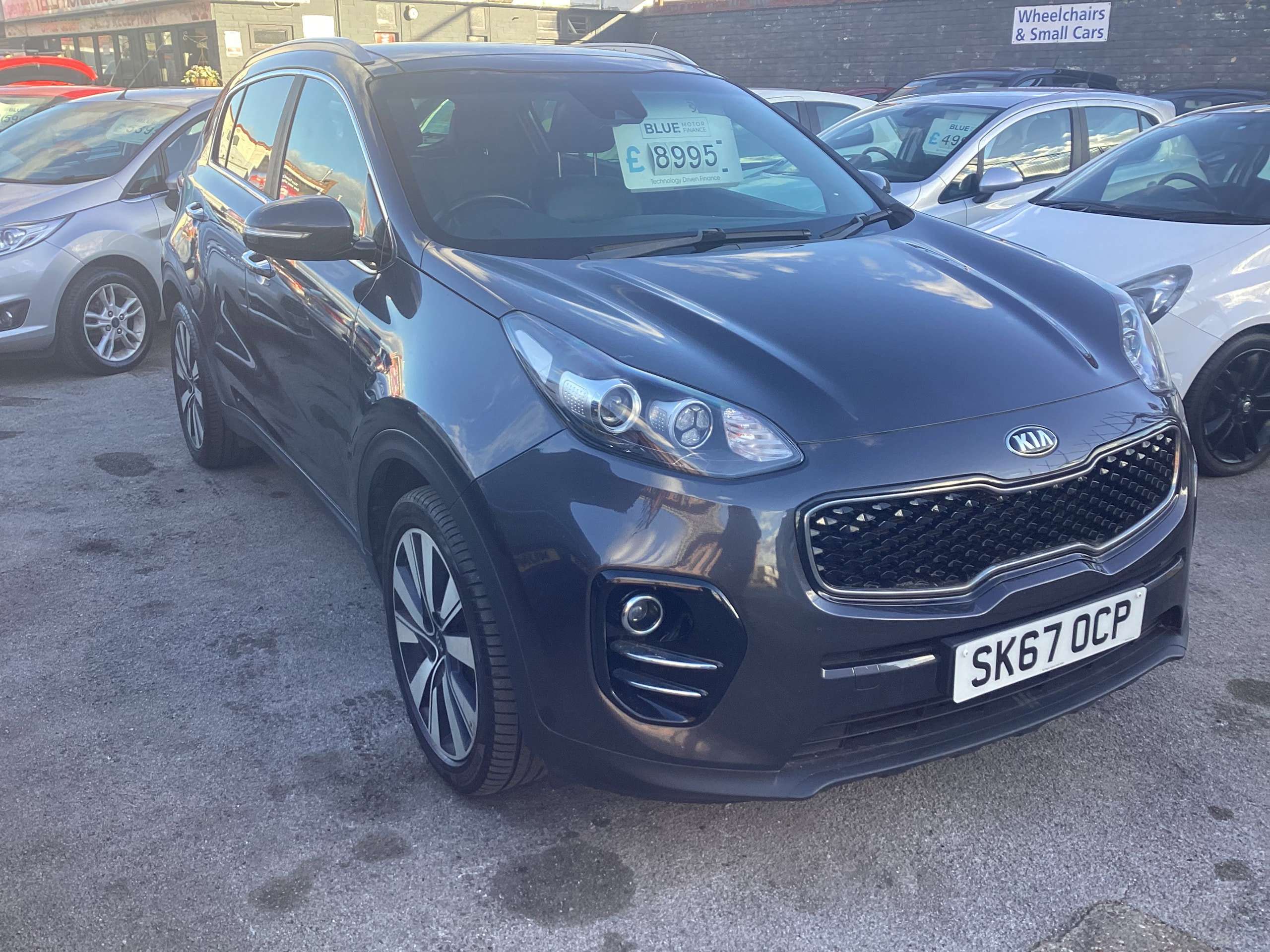 A 2017 KIA SPORTAGE 1.7 CRDi 3 SUV 5dr Diesel Manual Euro 6 (s/s) (114 bhp) A 2017 KIA SPORTAGE 1.7 CRDi 3 SUV 5dr Diesel Manual Euro 6 (s/s) (114 bhp)