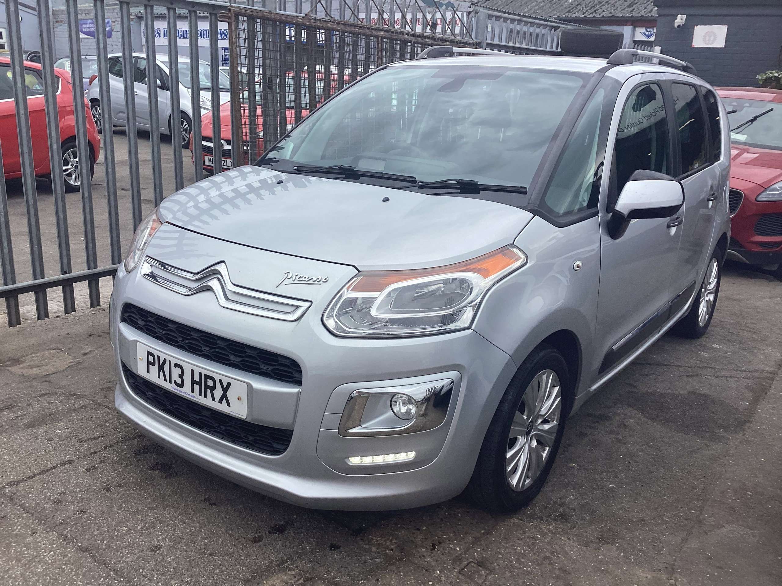 A 2013 CITROEN C3 PICASSO 1.6 HDi Exclusive MPV 5dr Diesel Manual Euro 5 (90 ps) A 2013 CITROEN C3 PICASSO 1.6 HDi Exclusive MPV 5dr Diesel Manual Euro 5 (90 ps)