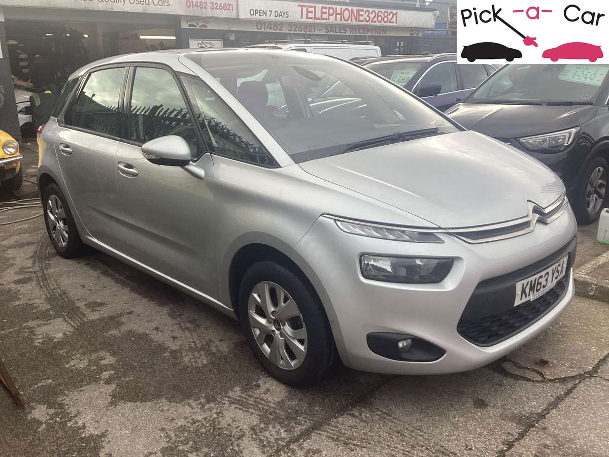 Check out this Citroen C4 Picasso 2013 Diesel Manual