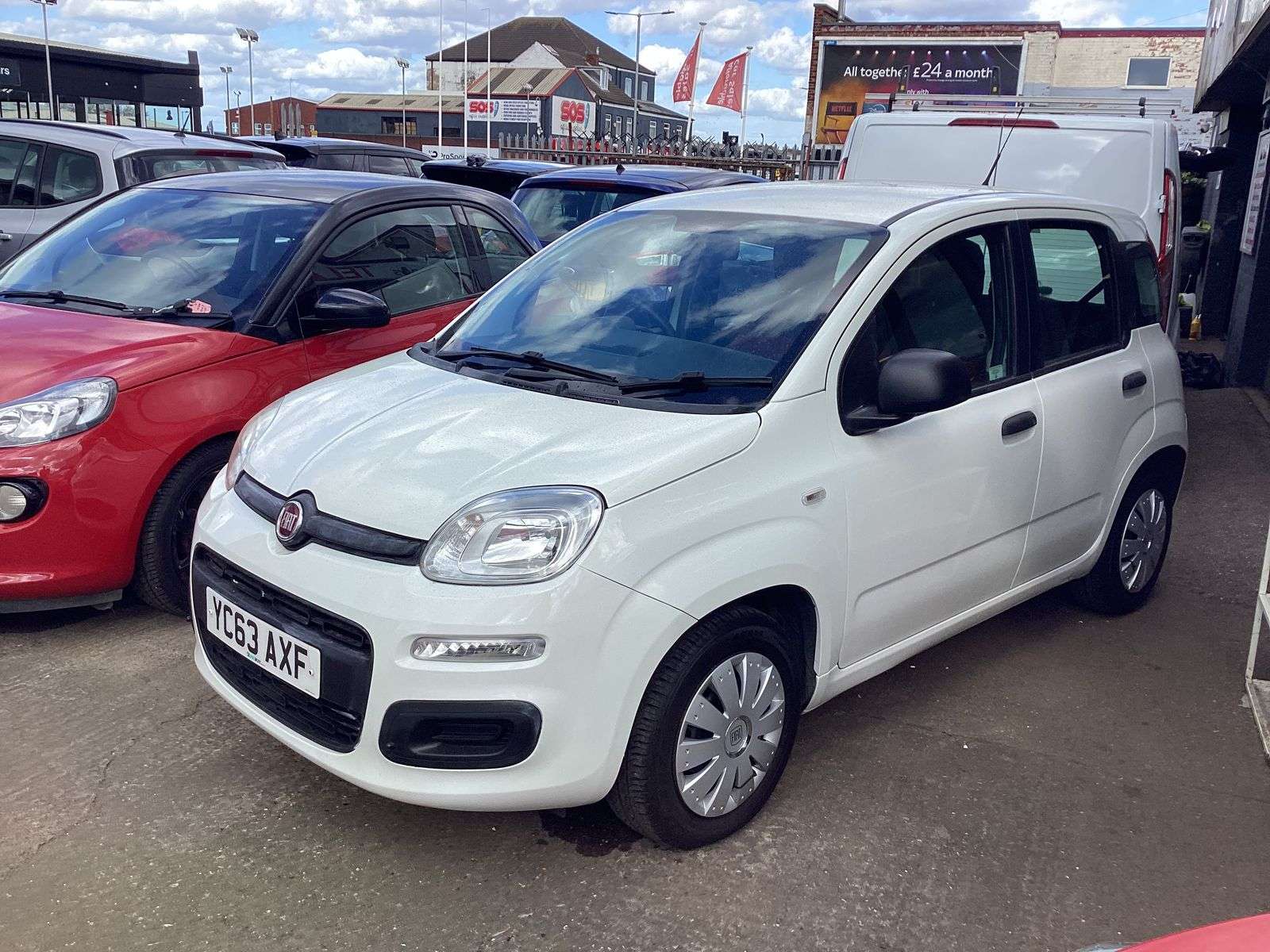 A 2013 FIAT PANDA 1.2 Pop Hatchback 5dr Petrol Manual Euro 5 (69 bhp) A 2013 FIAT PANDA 1.2 Pop Hatchback 5dr Petrol Manual Euro 5 (69 bhp)