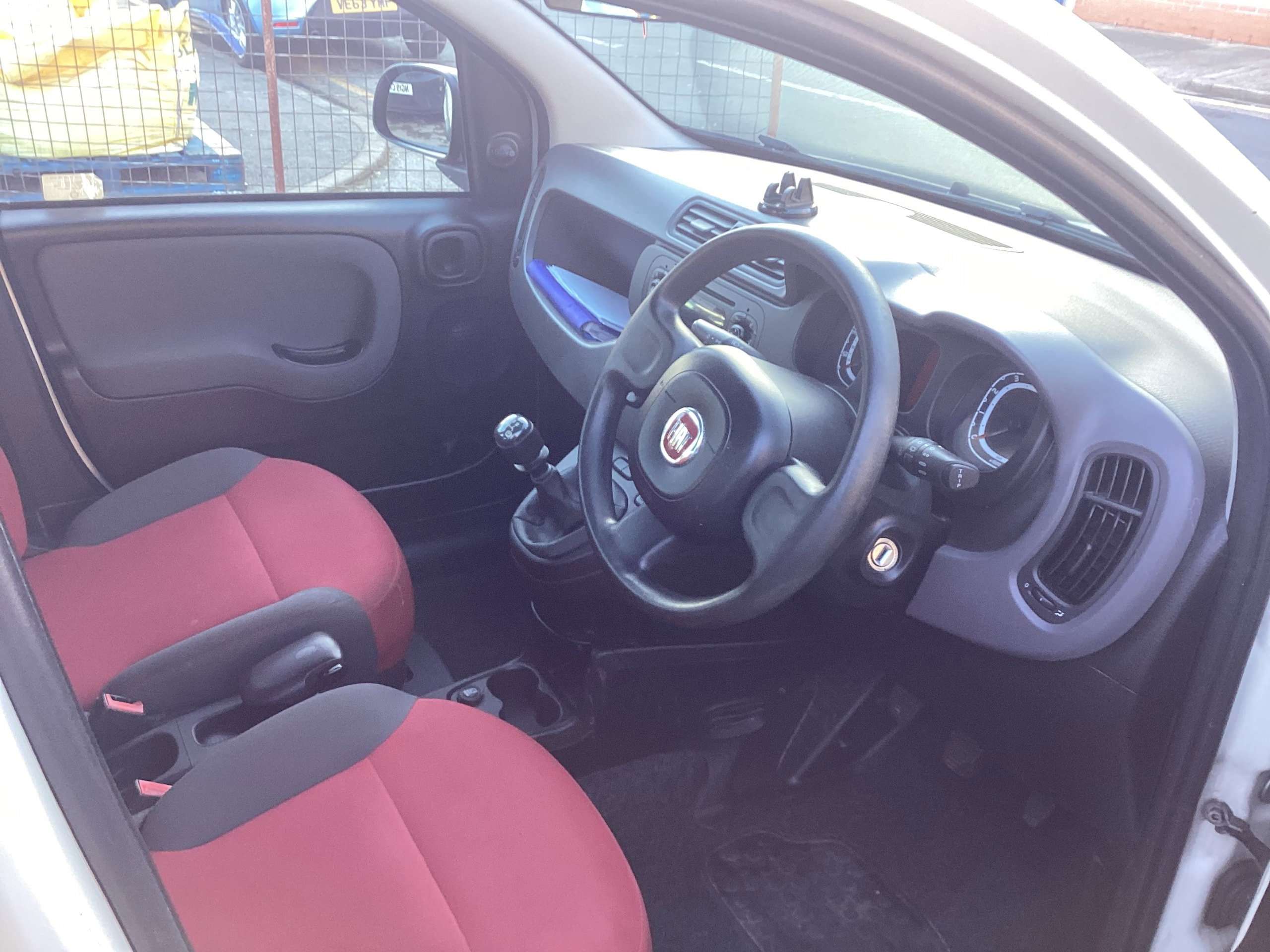 2013 FIAT PANDA 2013 FIAT PANDA
