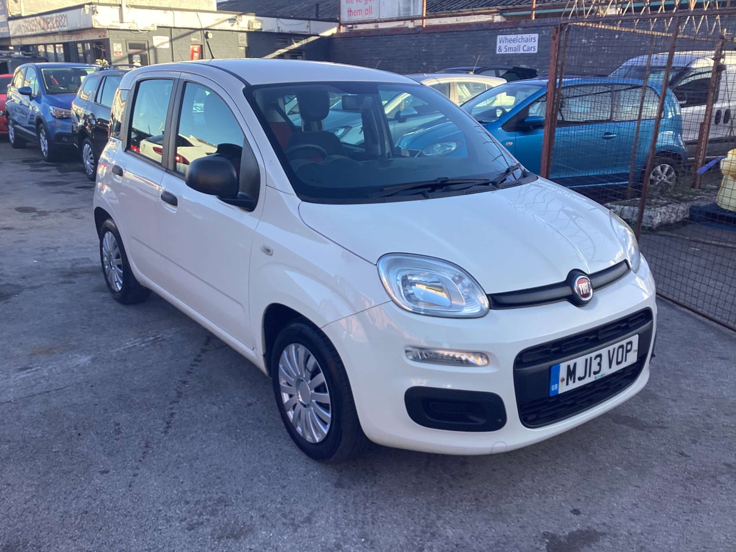 A 2013 FIAT PANDA 1.2 Pop Hatchback 5dr Petrol Manual Euro 5 (69 bhp) A 2013 FIAT PANDA 1.2 Pop Hatchback 5dr Petrol Manual Euro 5 (69 bhp)