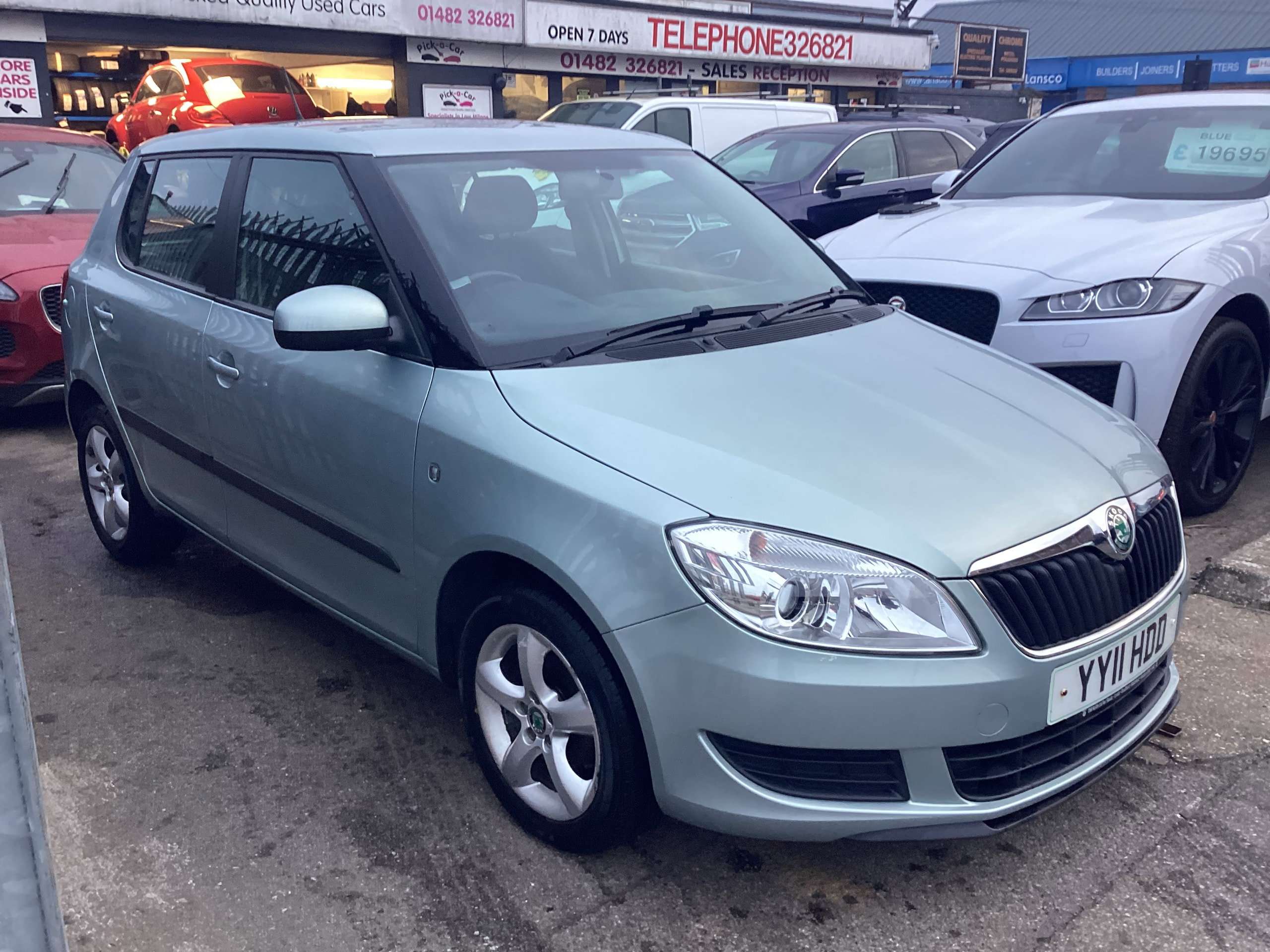 A 2011 SKODA FABIA 1.2 TSI SE Hatchback 5dr Petrol Manual Euro 5 (86 ps) A 2011 SKODA FABIA 1.2 TSI SE Hatchback 5dr Petrol Manual Euro 5 (86 ps)