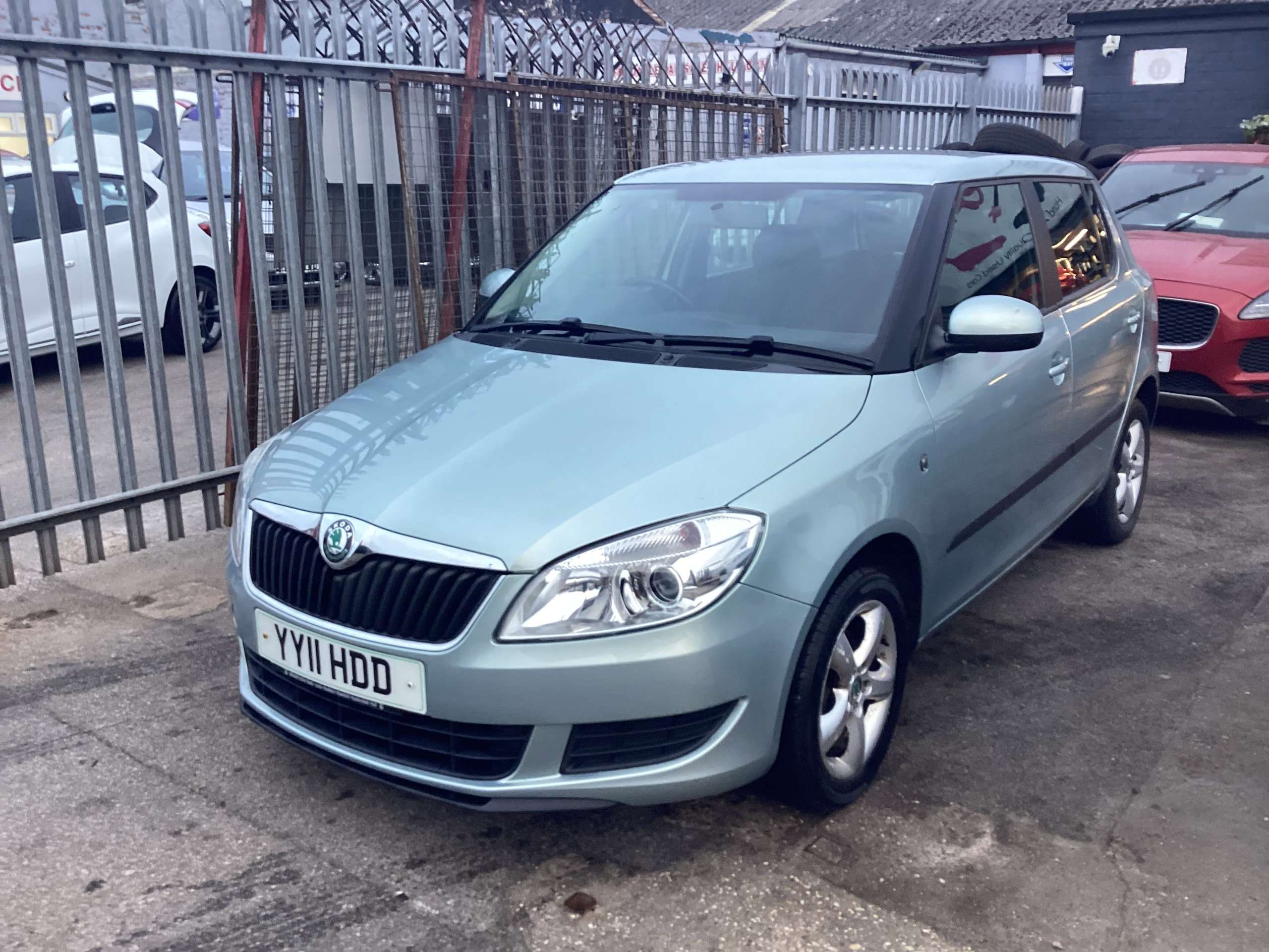 2011 SKODA FABIA 2011 SKODA FABIA