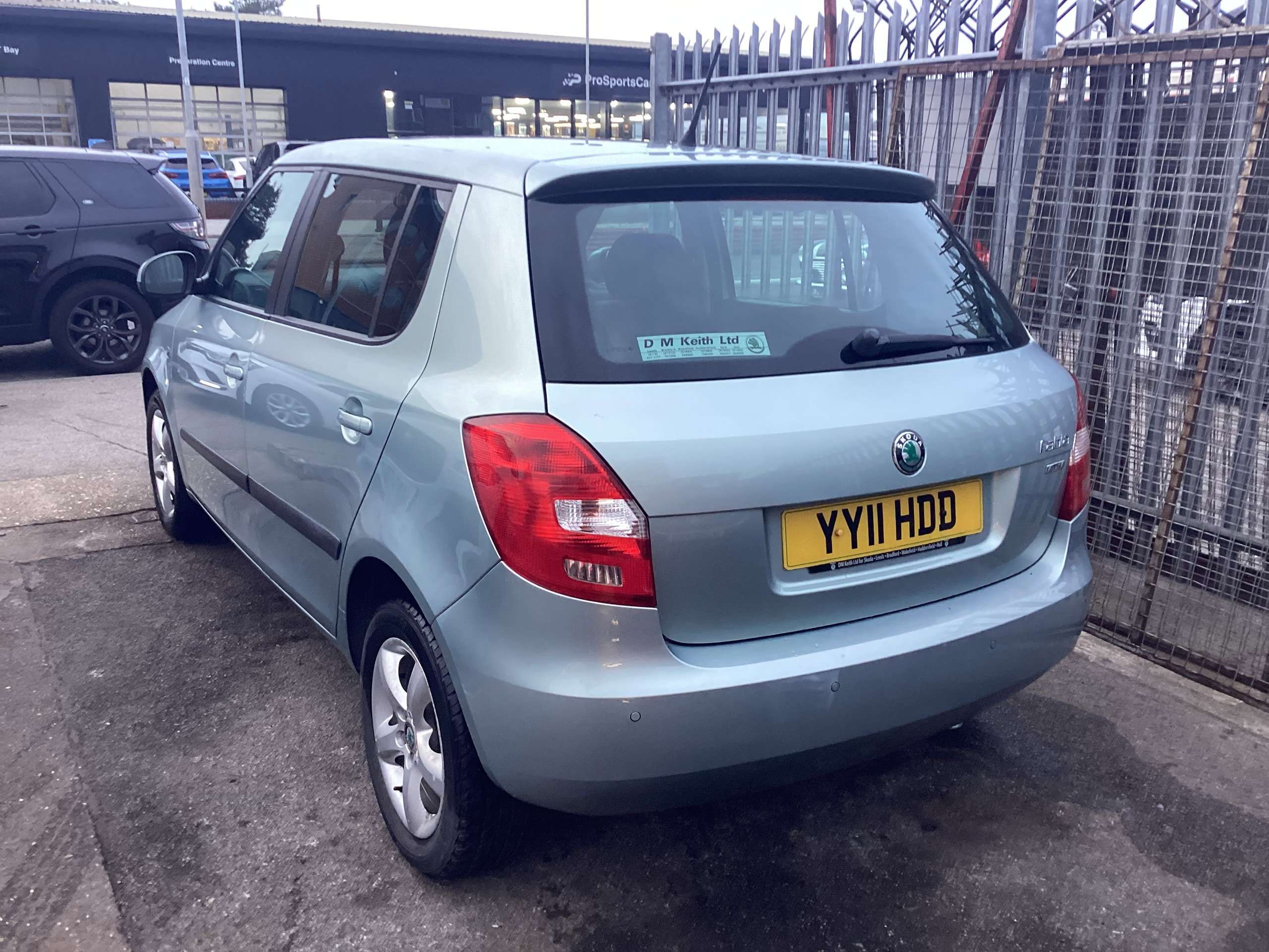 2011 SKODA FABIA 2011 SKODA FABIA