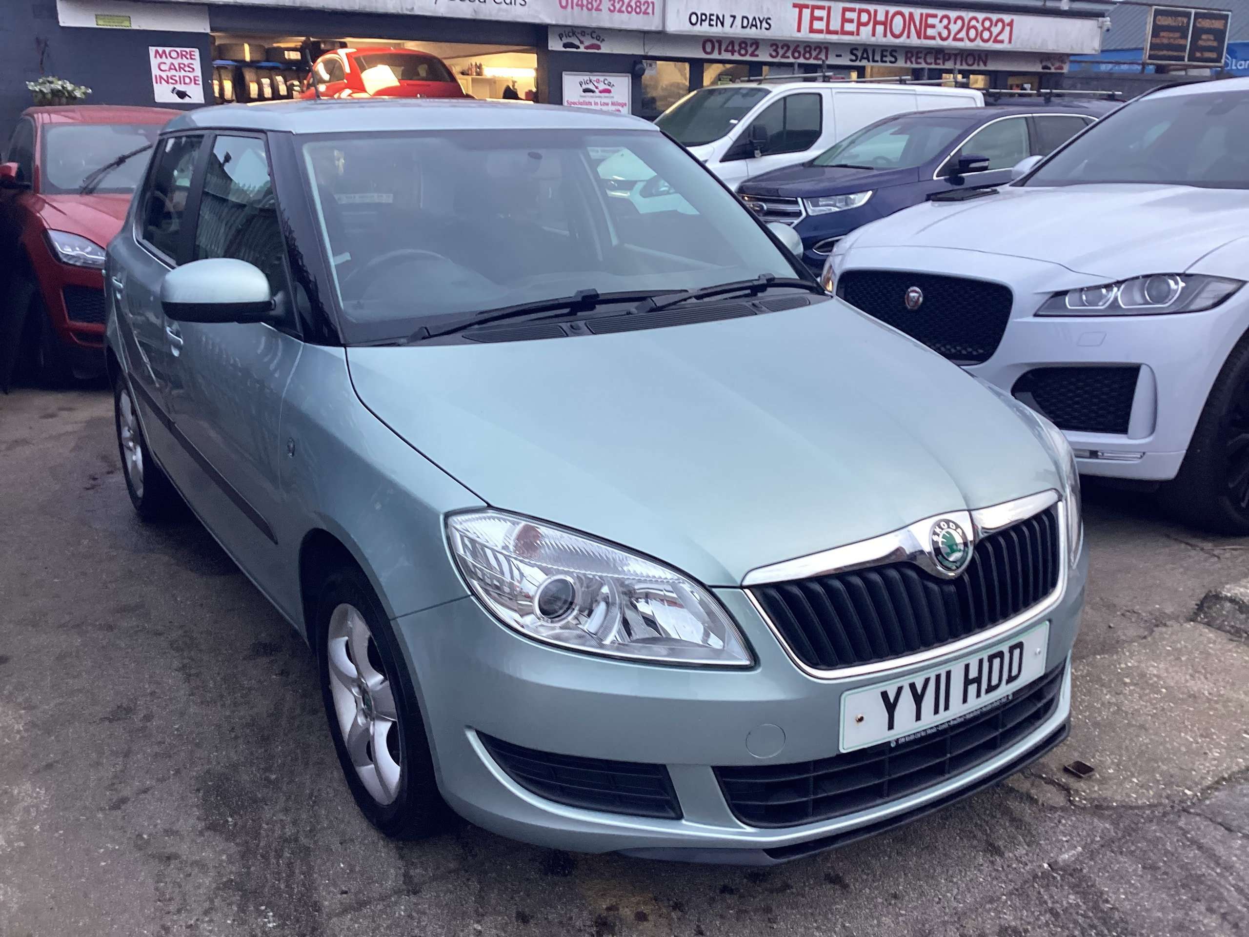 2011 SKODA FABIA 2011 SKODA FABIA