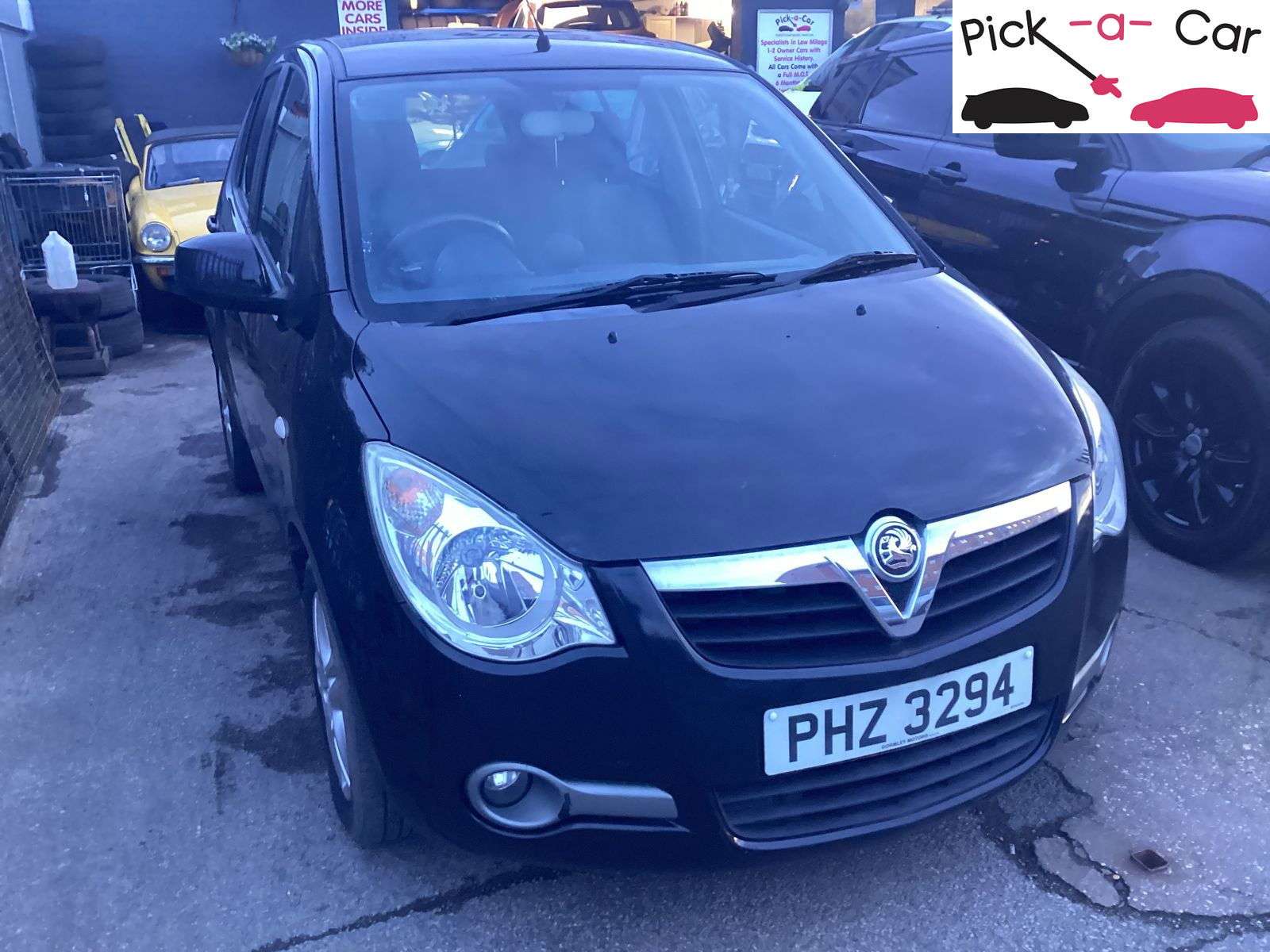 A 2012 VAUXHALL AGILA 1.2 VVT ecoFLEX SE MPV 5dr Petrol Manual Euro 5 (94 ps) A 2012 VAUXHALL AGILA 1.2 VVT ecoFLEX SE MPV 5dr Petrol Manual Euro 5 (94 ps)