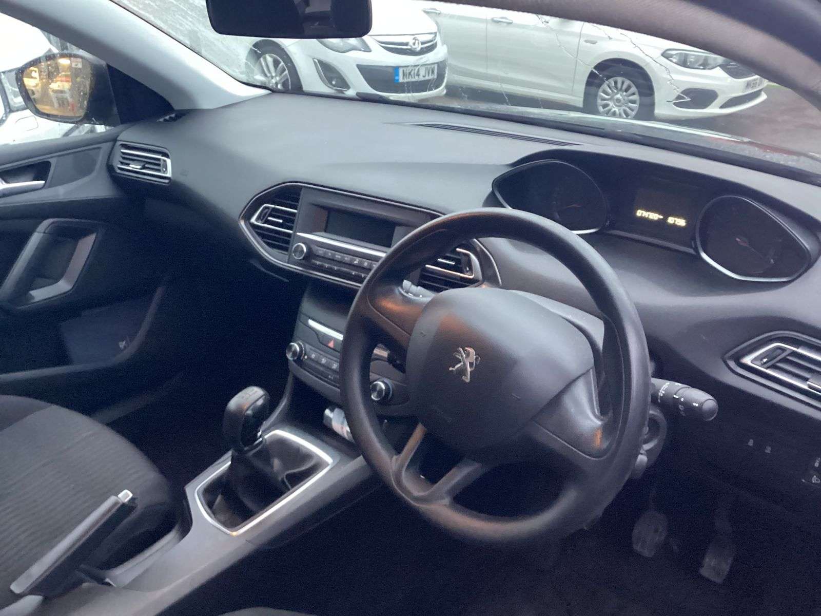 2017 PEUGEOT 308 2017 PEUGEOT 308