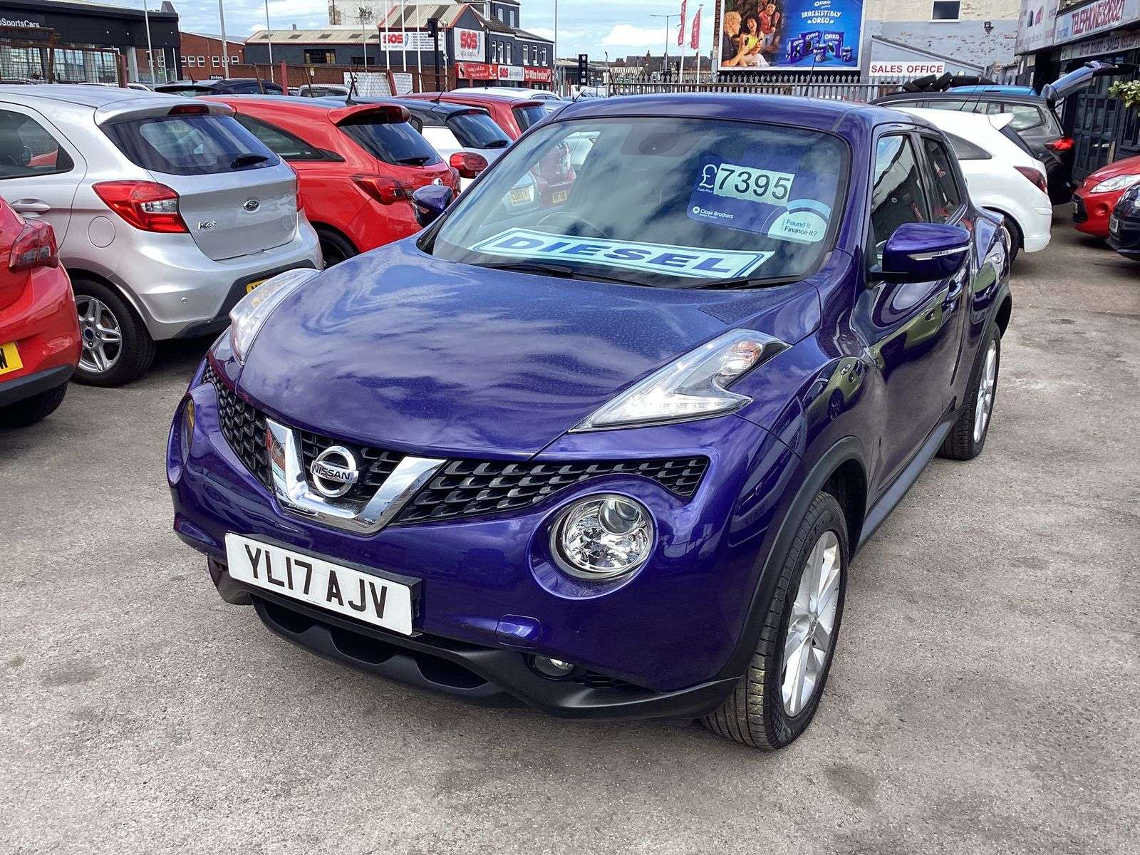 A 2017 NISSAN JUKE 1.5L N-Connecta dCi SUV 5dr Diesel Manual Euro 6 (110 bhp) A 2017 NISSAN JUKE 1.5L N-Connecta dCi SUV 5dr Diesel Manual Euro 6 (110 bhp)