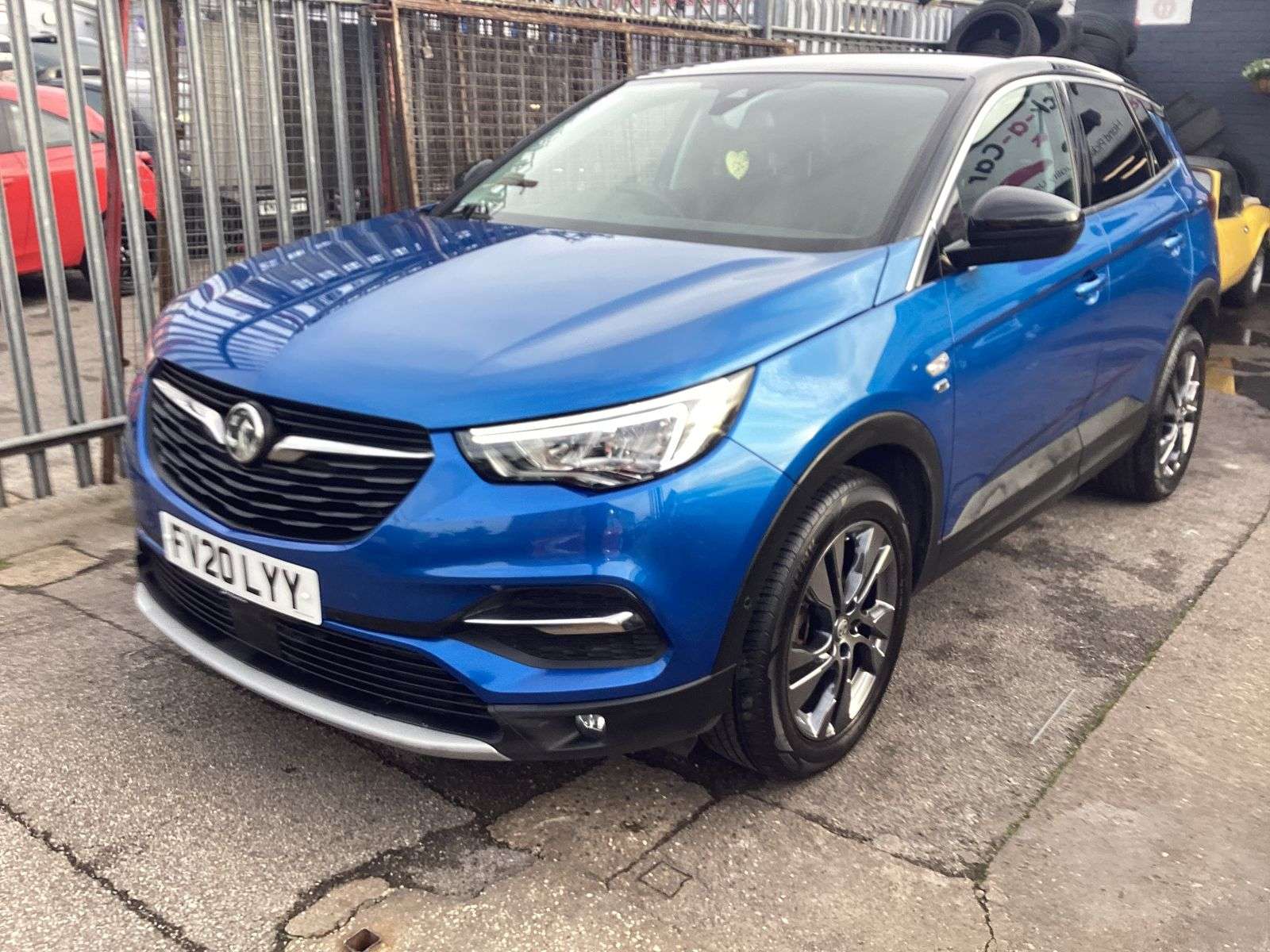 A 2020 VAUXHALL GRANDLAND X 1.5L Griffin TD SUV 5dr Diesel Manual Euro 6 (128 bhp) A 2020 VAUXHALL GRANDLAND X 1.5L Griffin TD SUV 5dr Diesel Manual Euro 6 (128 bhp)
