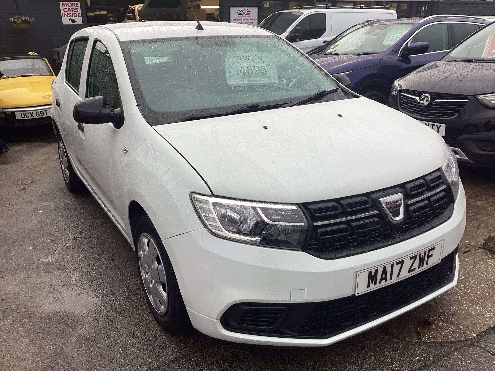 A 2017 DACIA SANDERO AMBIANCE SCE A 2017 DACIA SANDERO AMBIANCE SCE