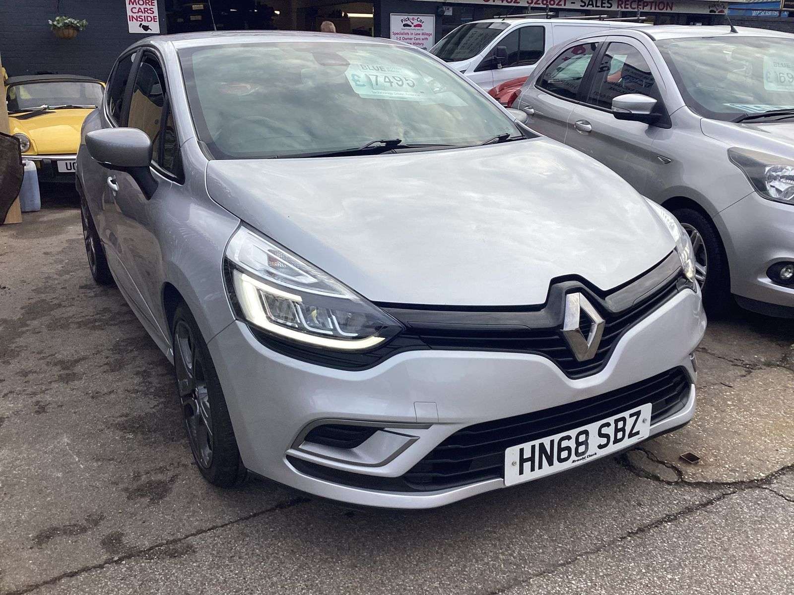 2018 RENAULT CLIO 2018 RENAULT CLIO