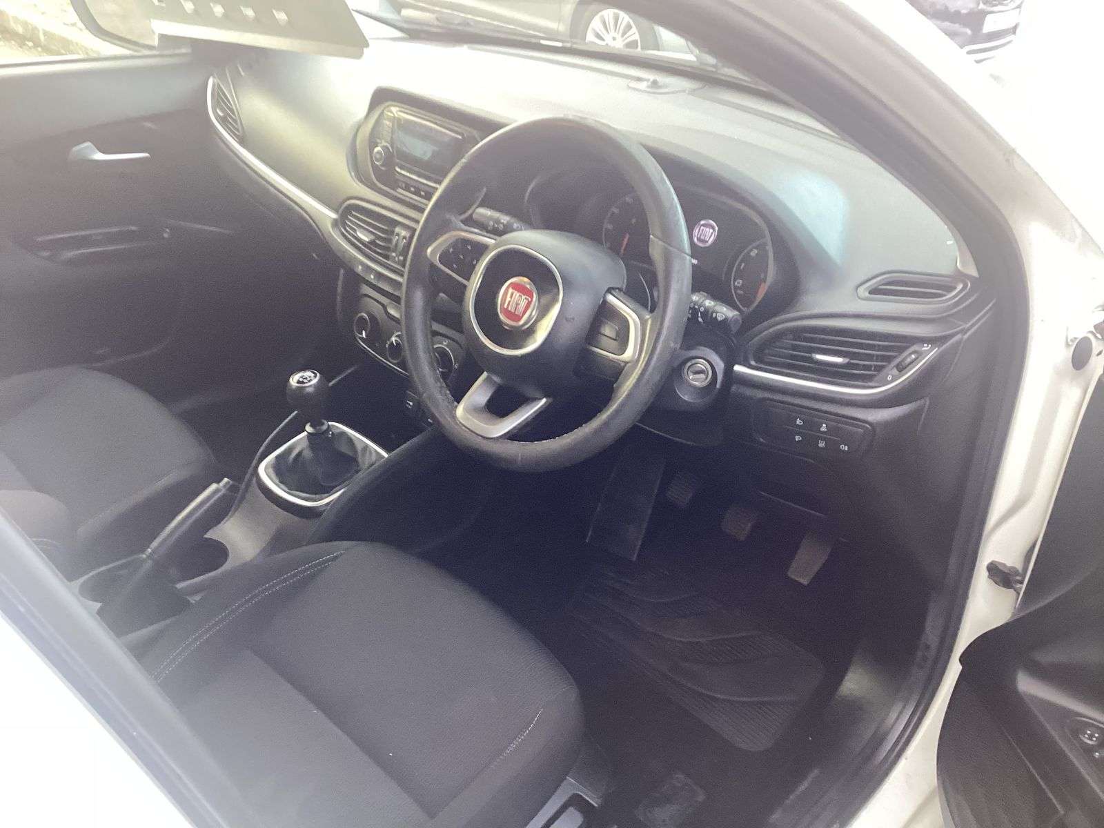 2016 FIAT TIPO 2016 FIAT TIPO