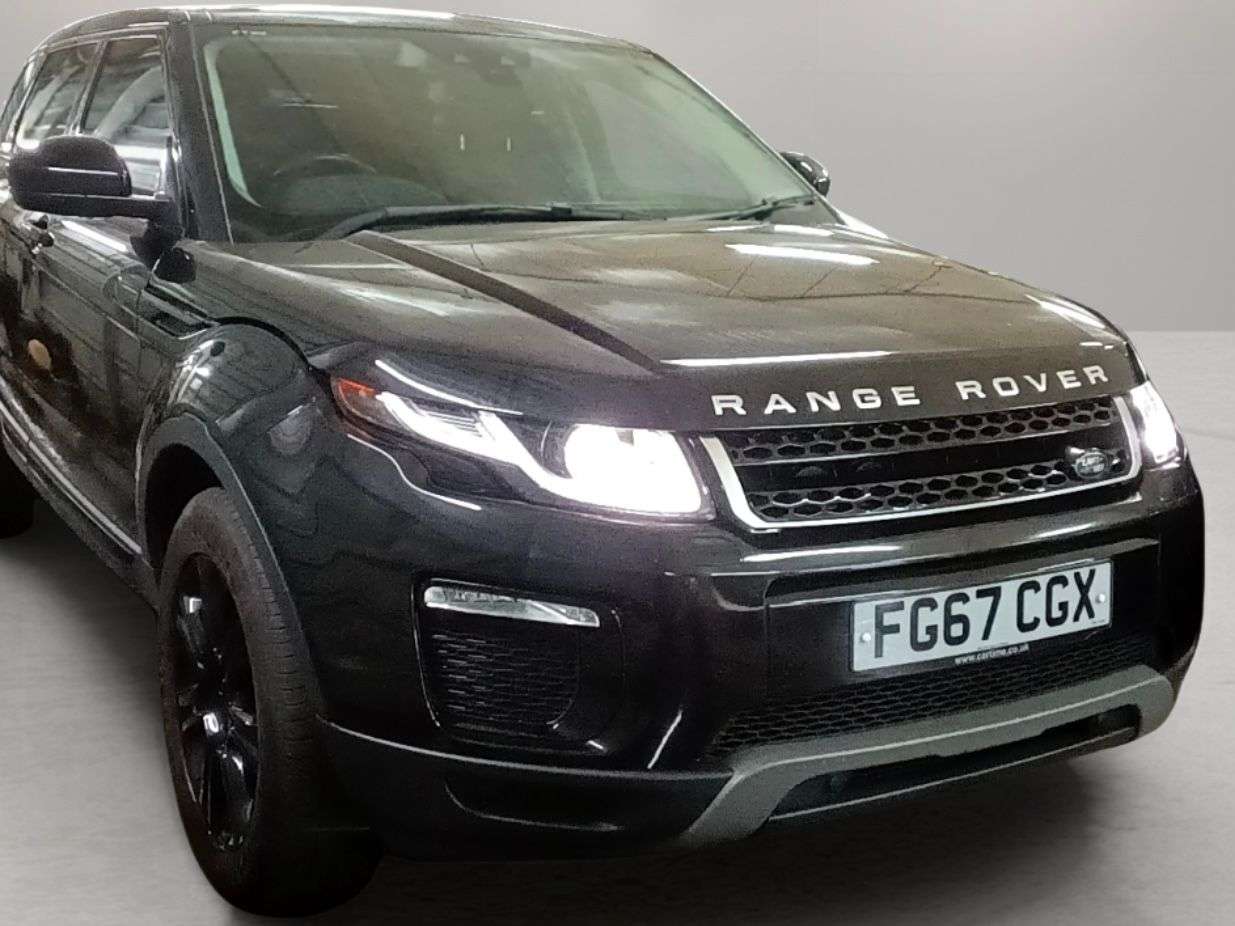 A 2017 LAND ROVER RANGE ROVER EVOQUE 2.0 TD4 SE Tech SUV 5dr Diesel Auto 4WD Euro 6 (s/s) (180 ps) A 2017 LAND ROVER RANGE ROVER EVOQUE 2.0 TD4 SE Tech SUV 5dr Diesel Auto 4WD Euro 6 (s/s) (180 ps)