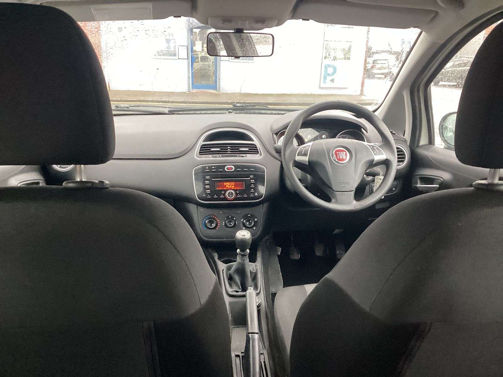 2014 FIAT PUNTO 2014 FIAT PUNTO